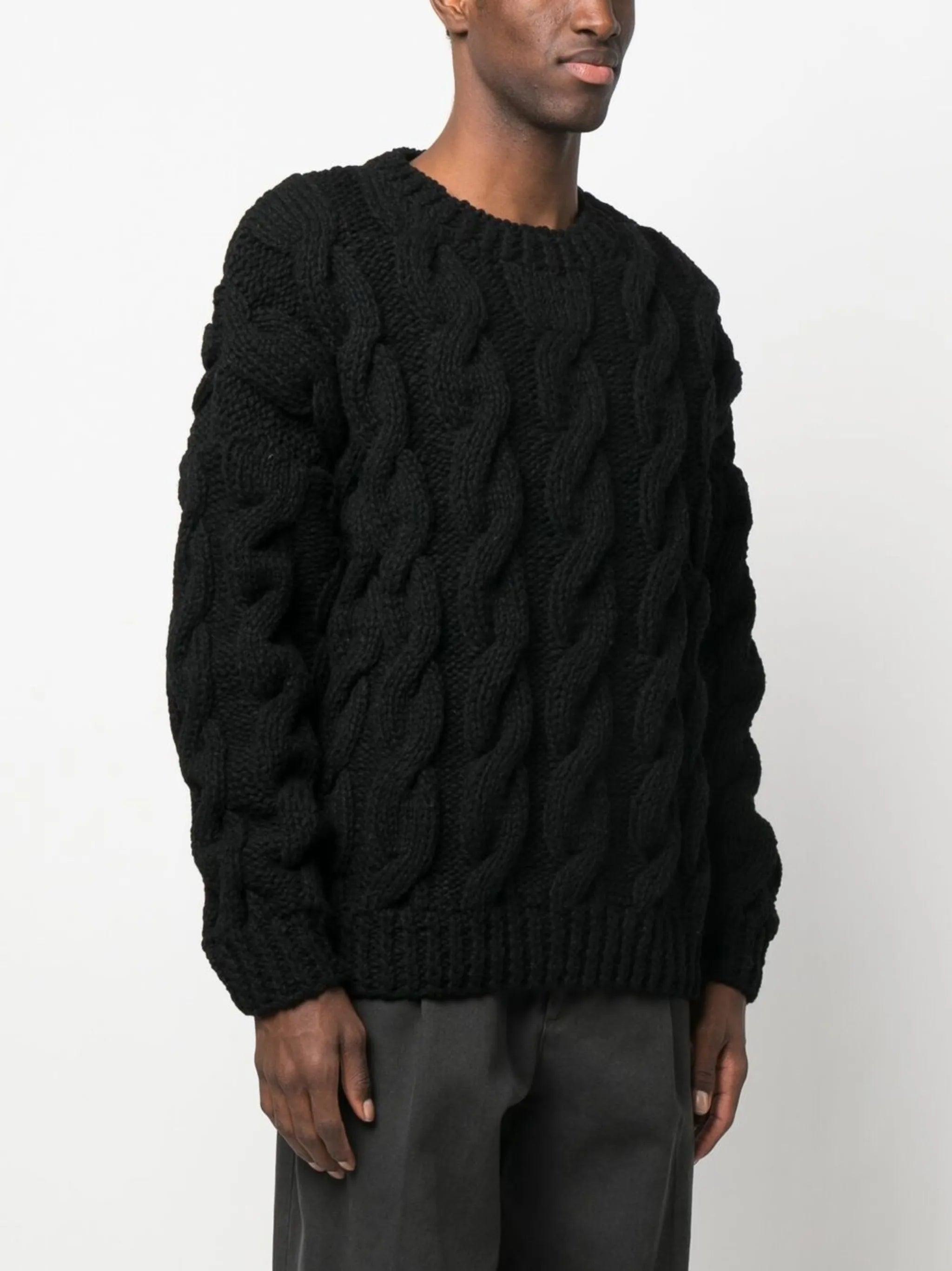 cable-knit round-neck jumper