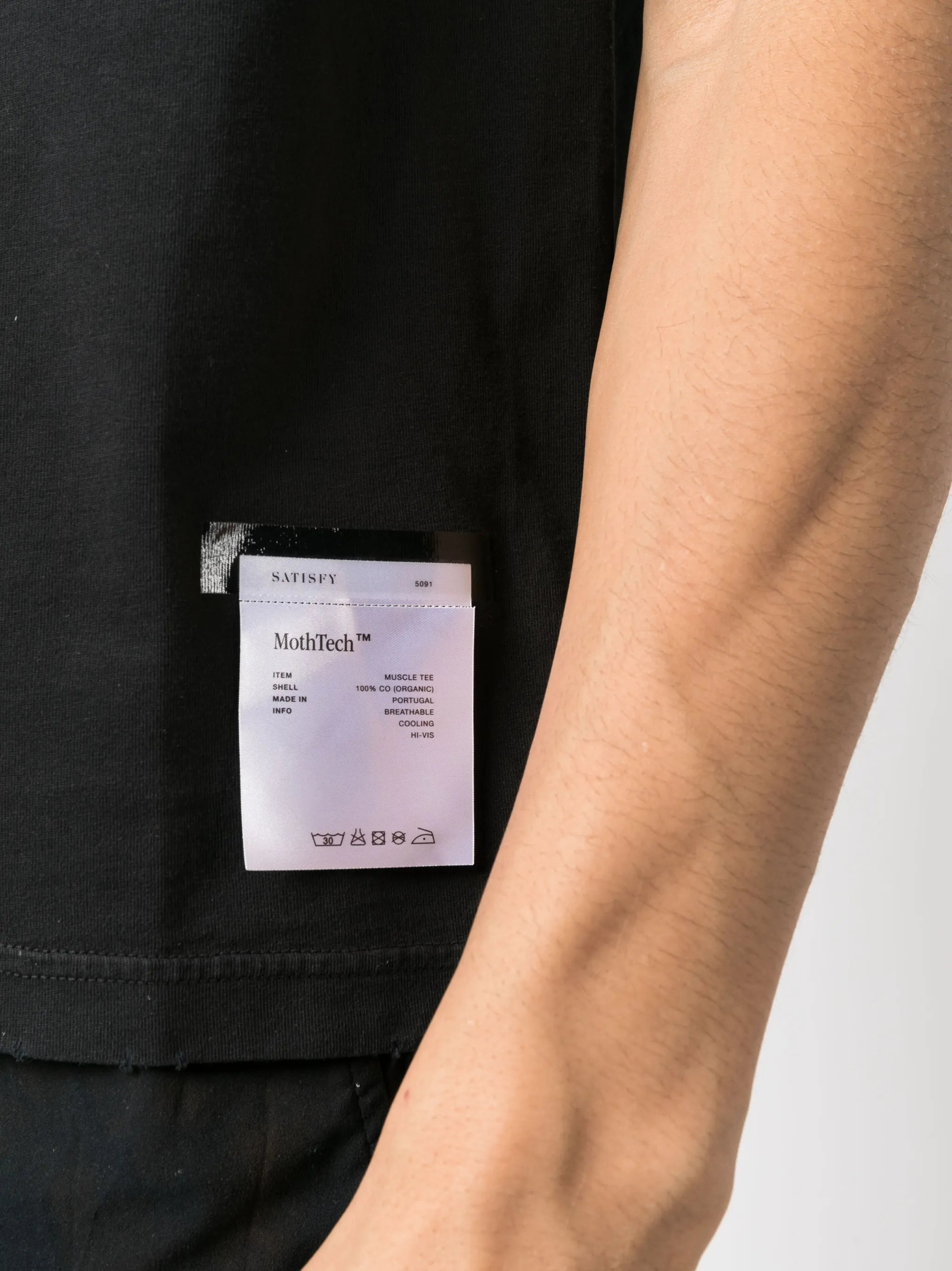 MothTech sleeveless tank top