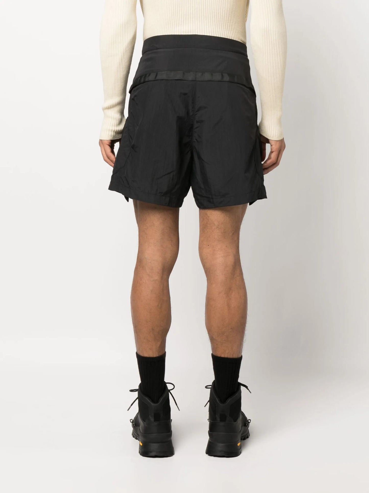 strap-detailing high-waisted shorts
