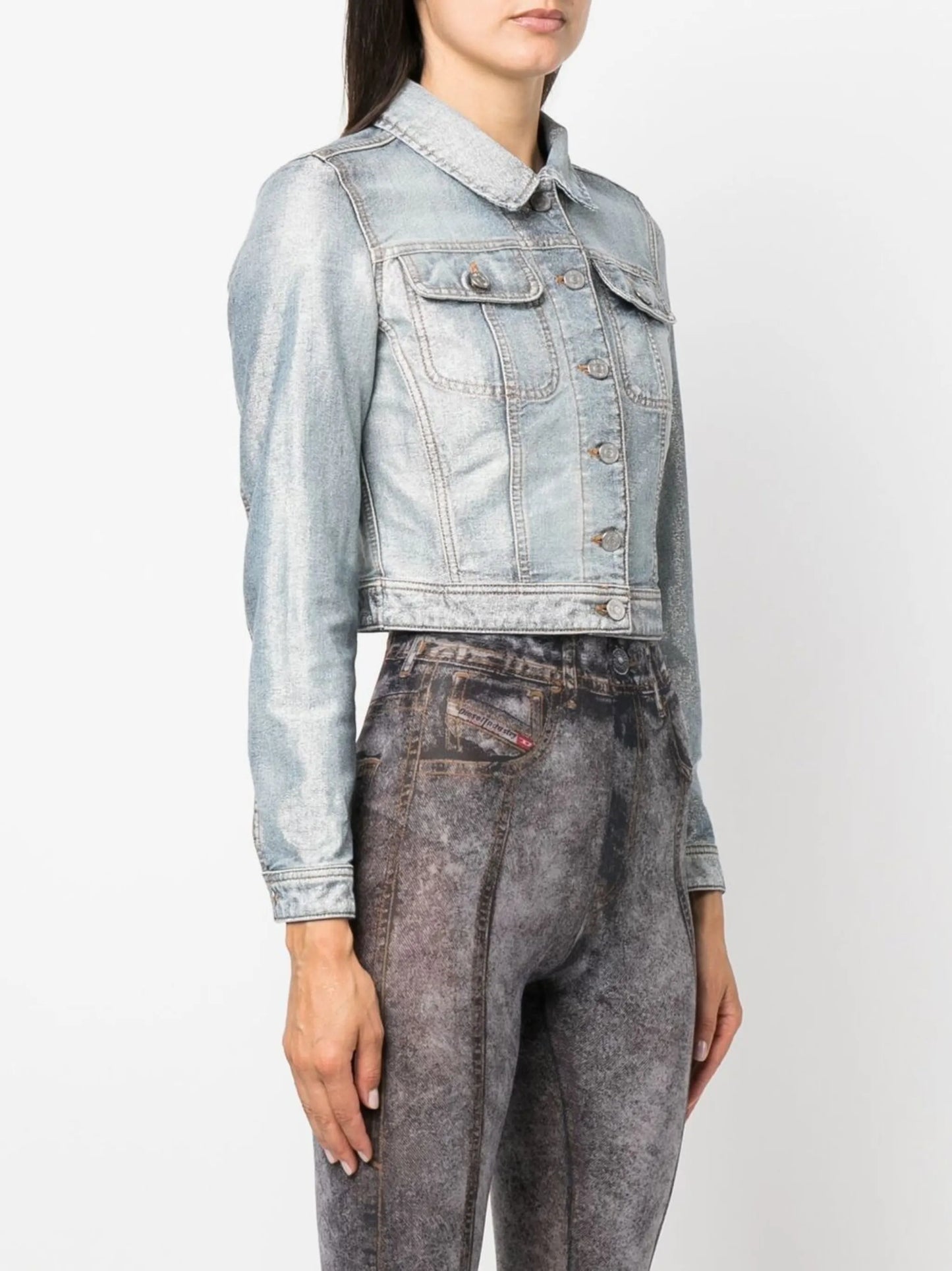 De-Slimmy cropped denim jacket