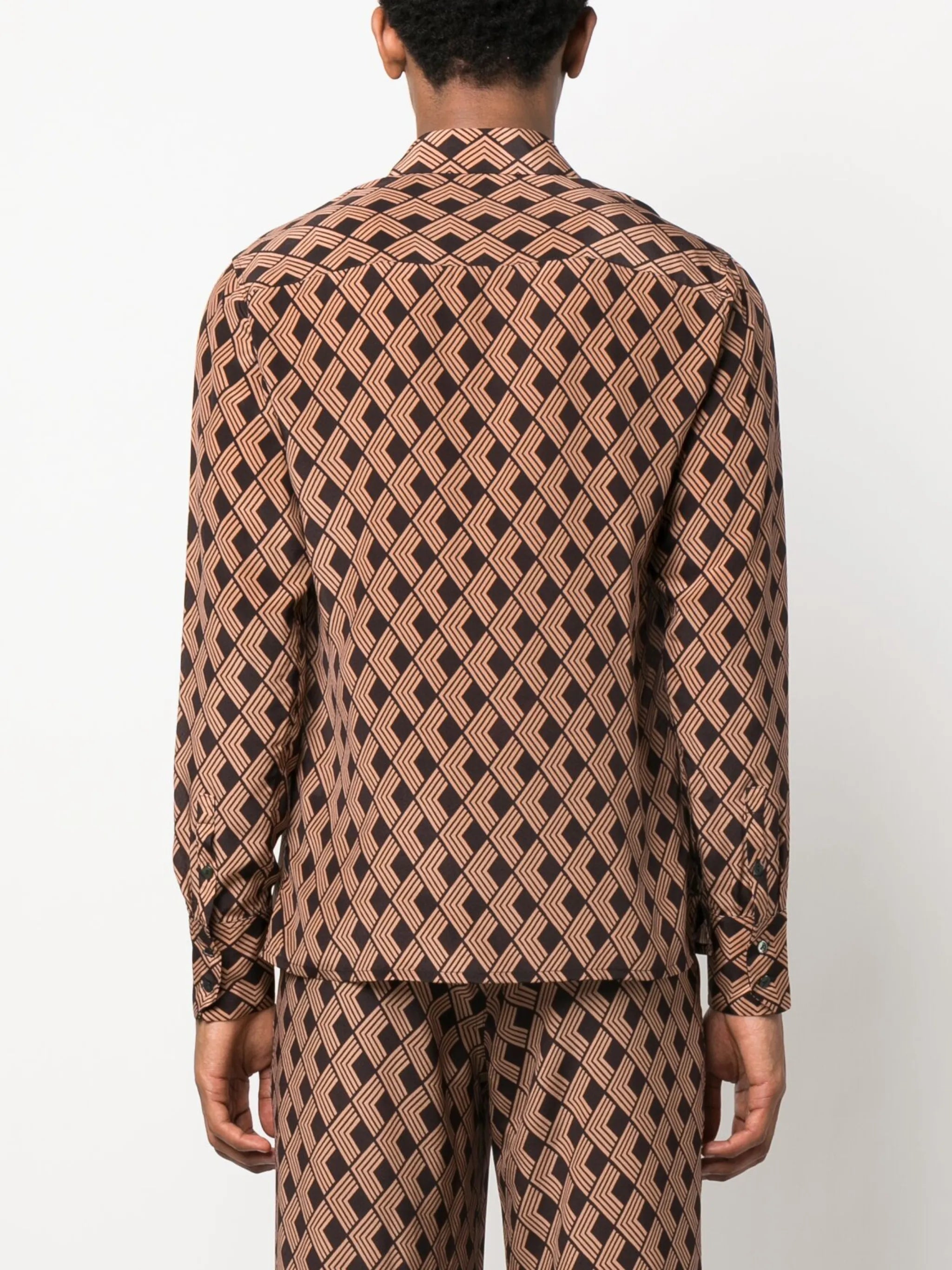 geometric-diamond-print shirt