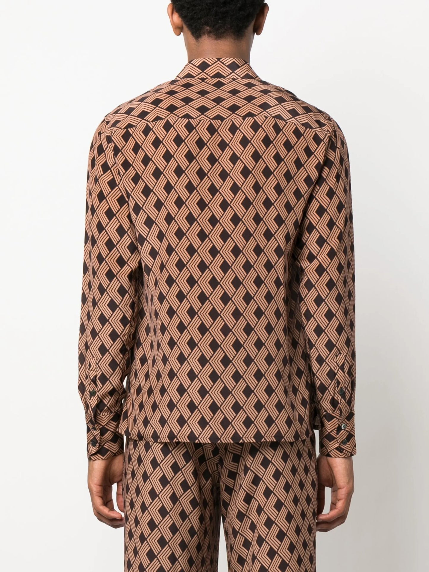 geometric-diamond-print shirt