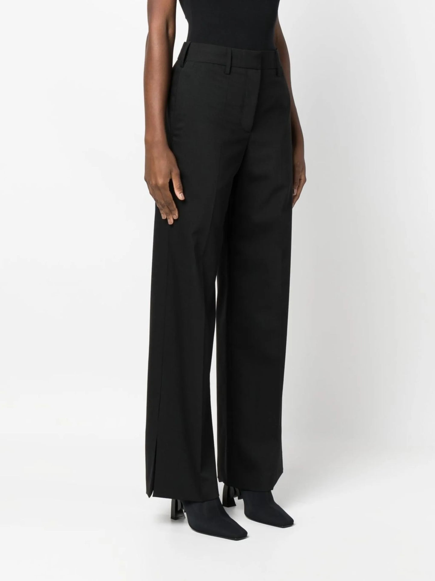 straight-leg tailored trousers