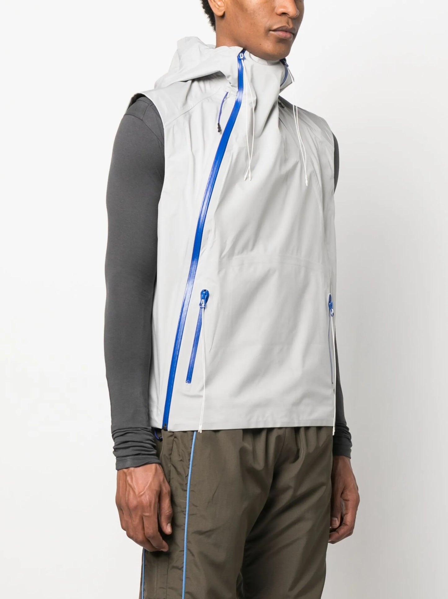 off centre-zip hooded gilet