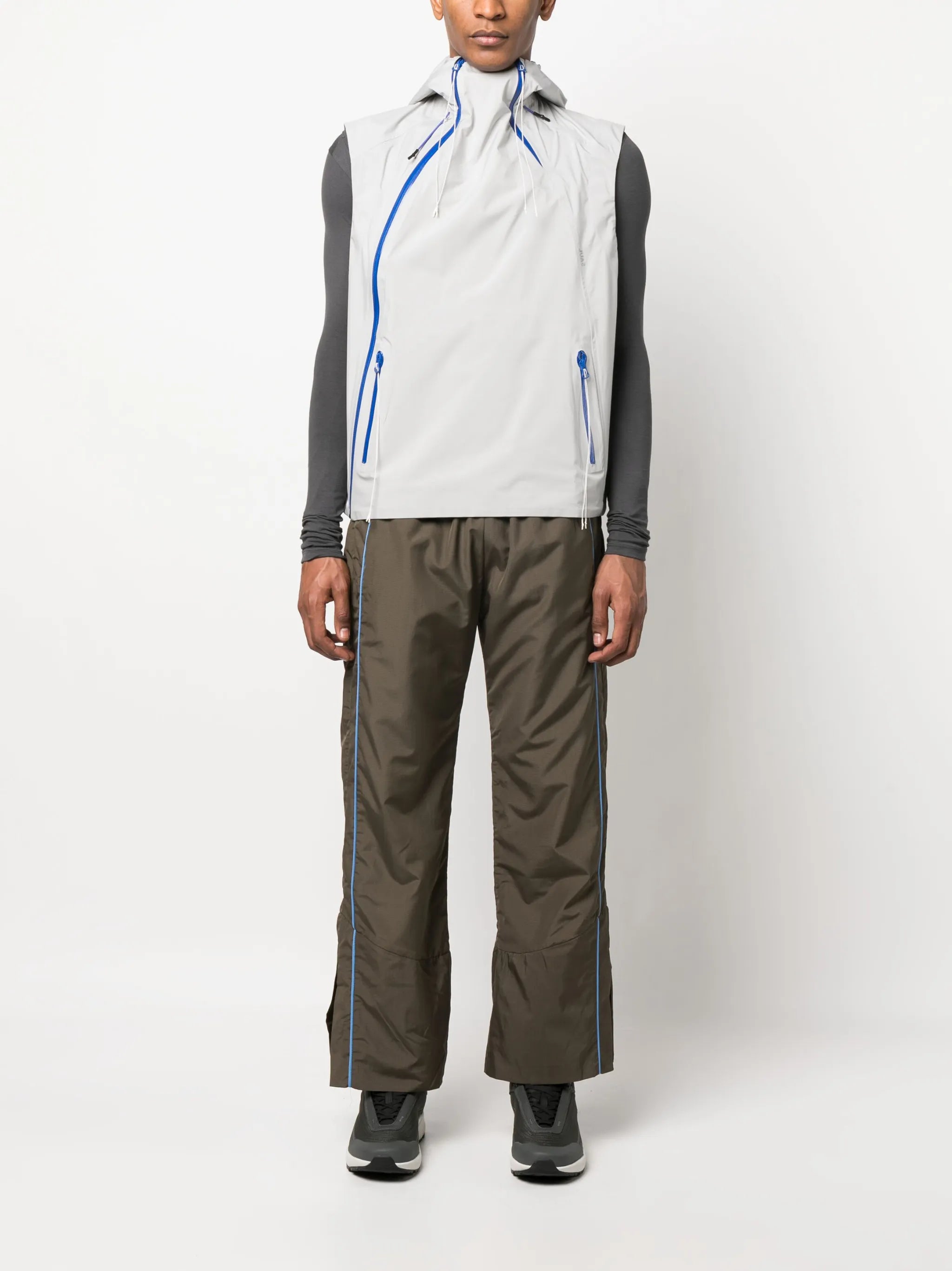 off centre-zip hooded gilet