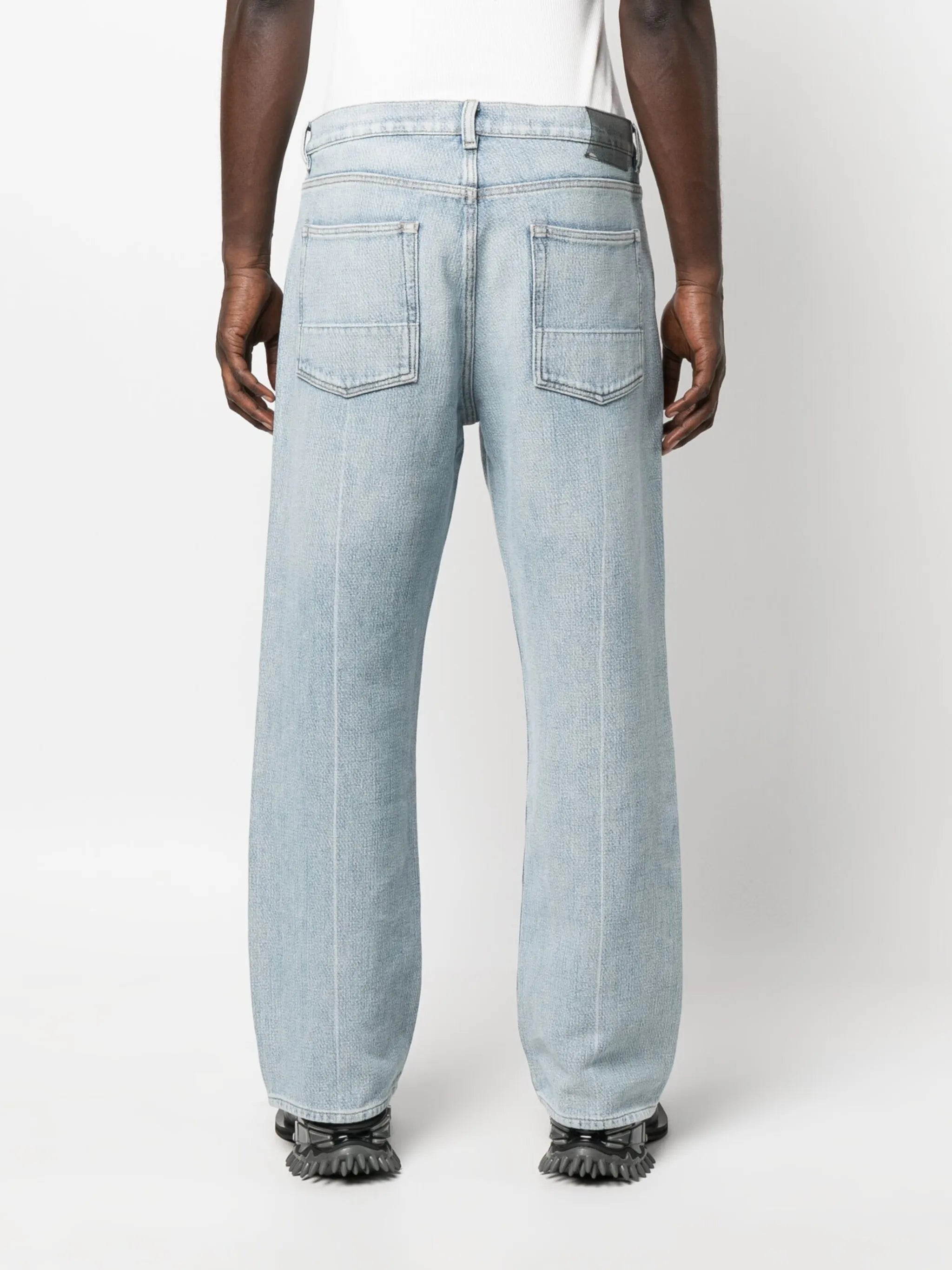 Third Cut relaxed jeans