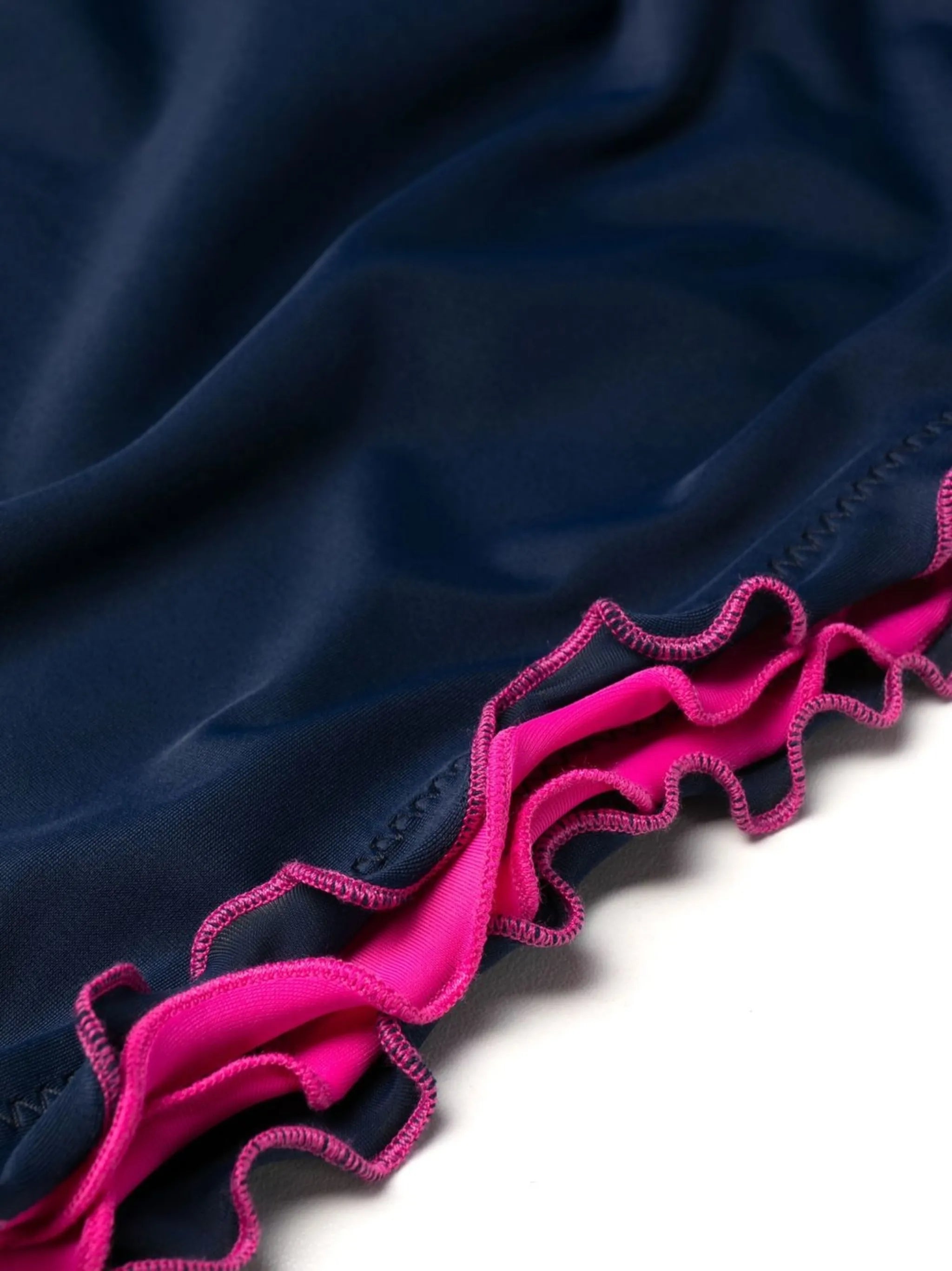 ruffled-trim seamless swim shorts