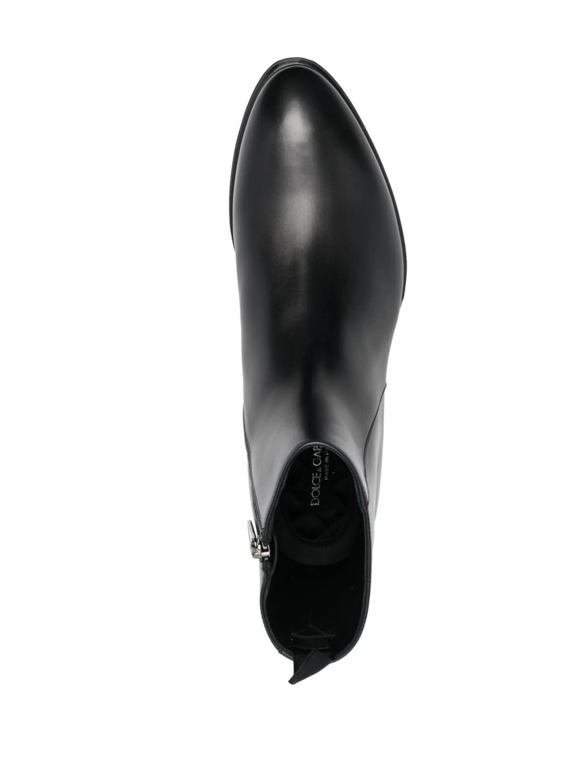 ailing-toe leather boots