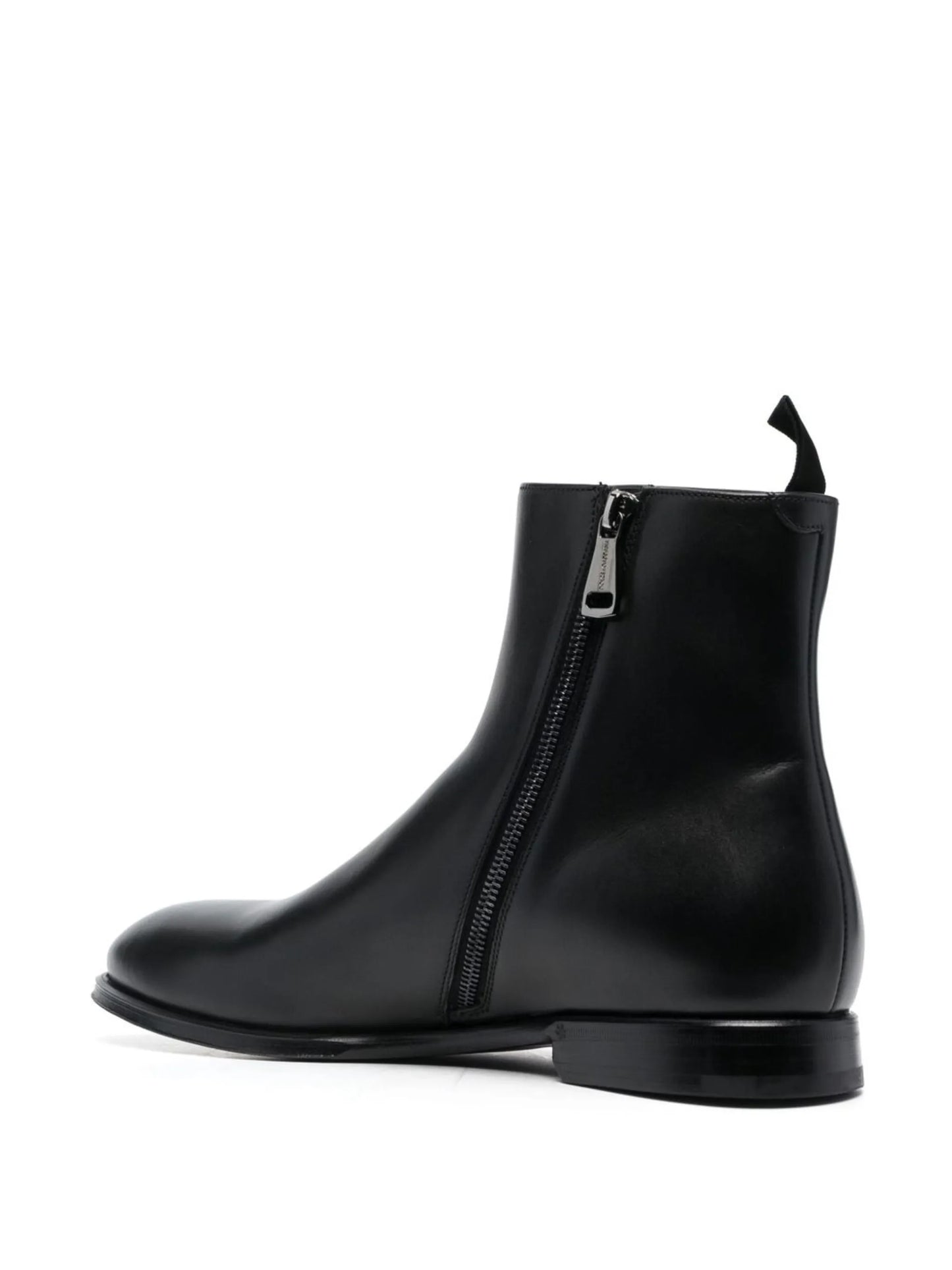 ailing-toe leather boots