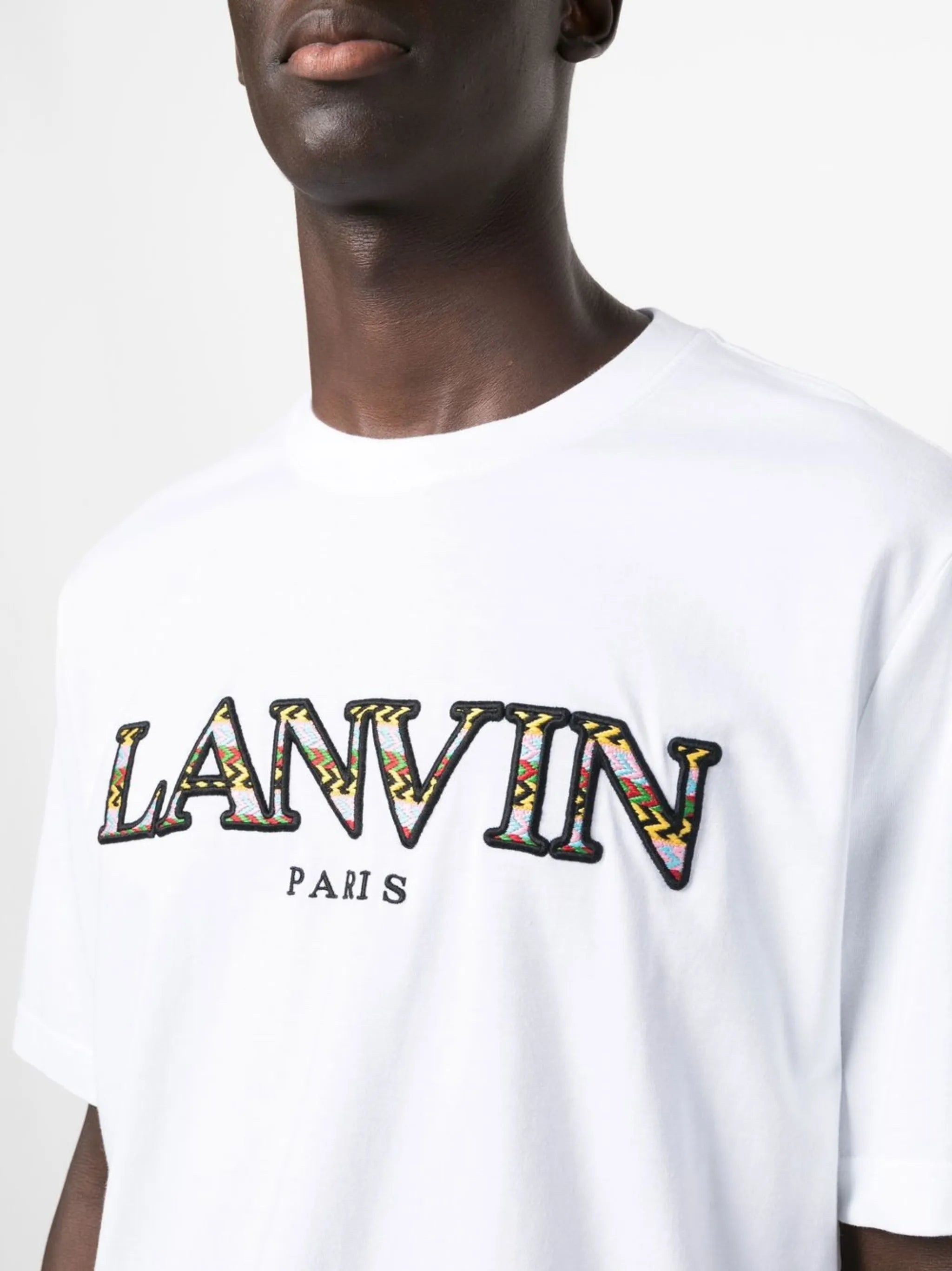 logo-embroidered T-shirt