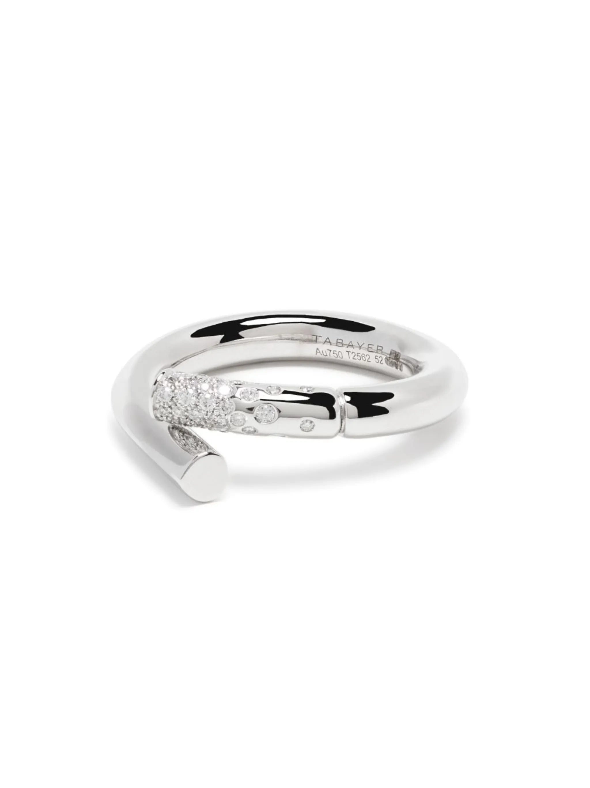 18kt white gold Oera diamond ring