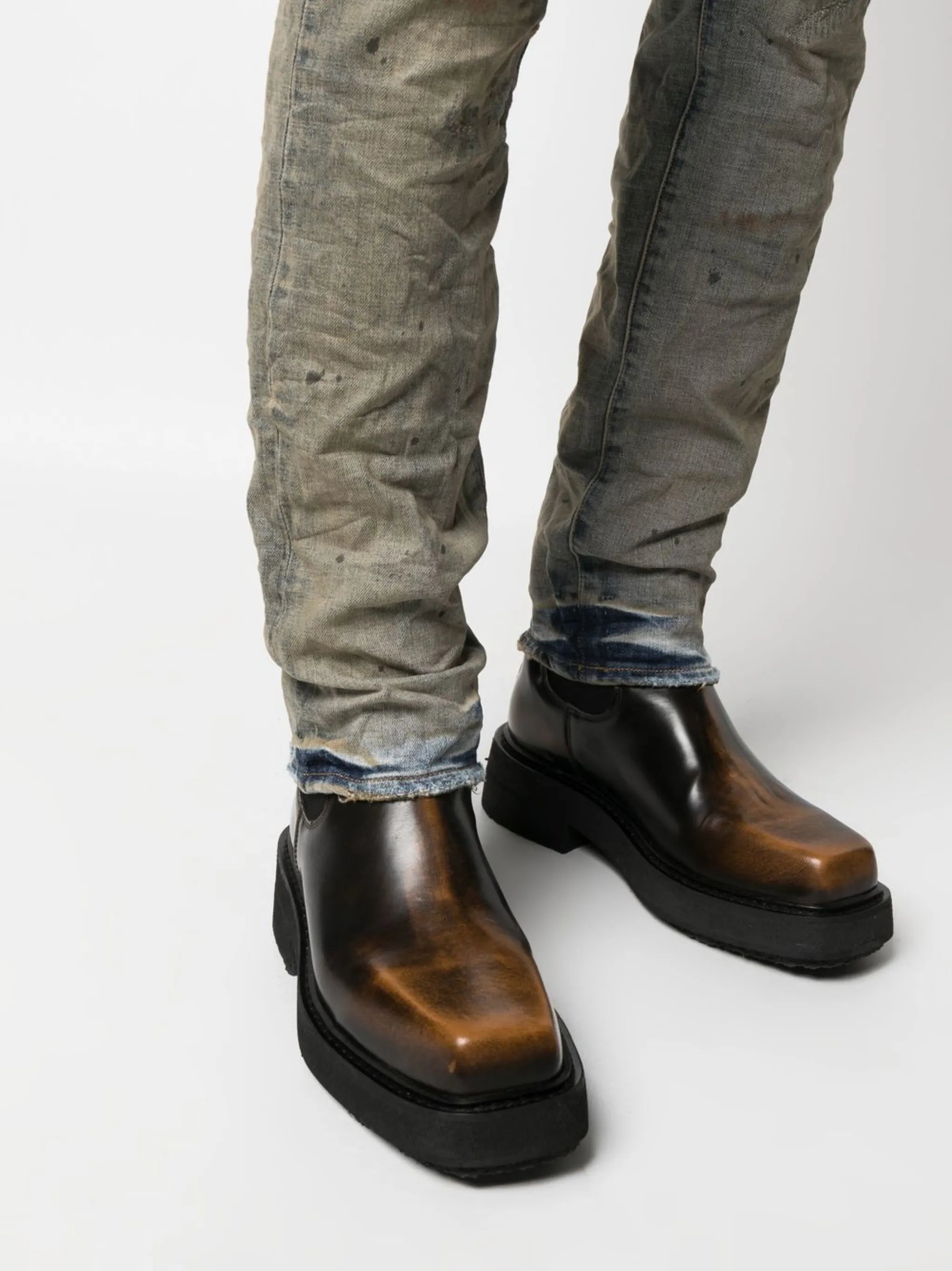 distressed slim-fit jeans