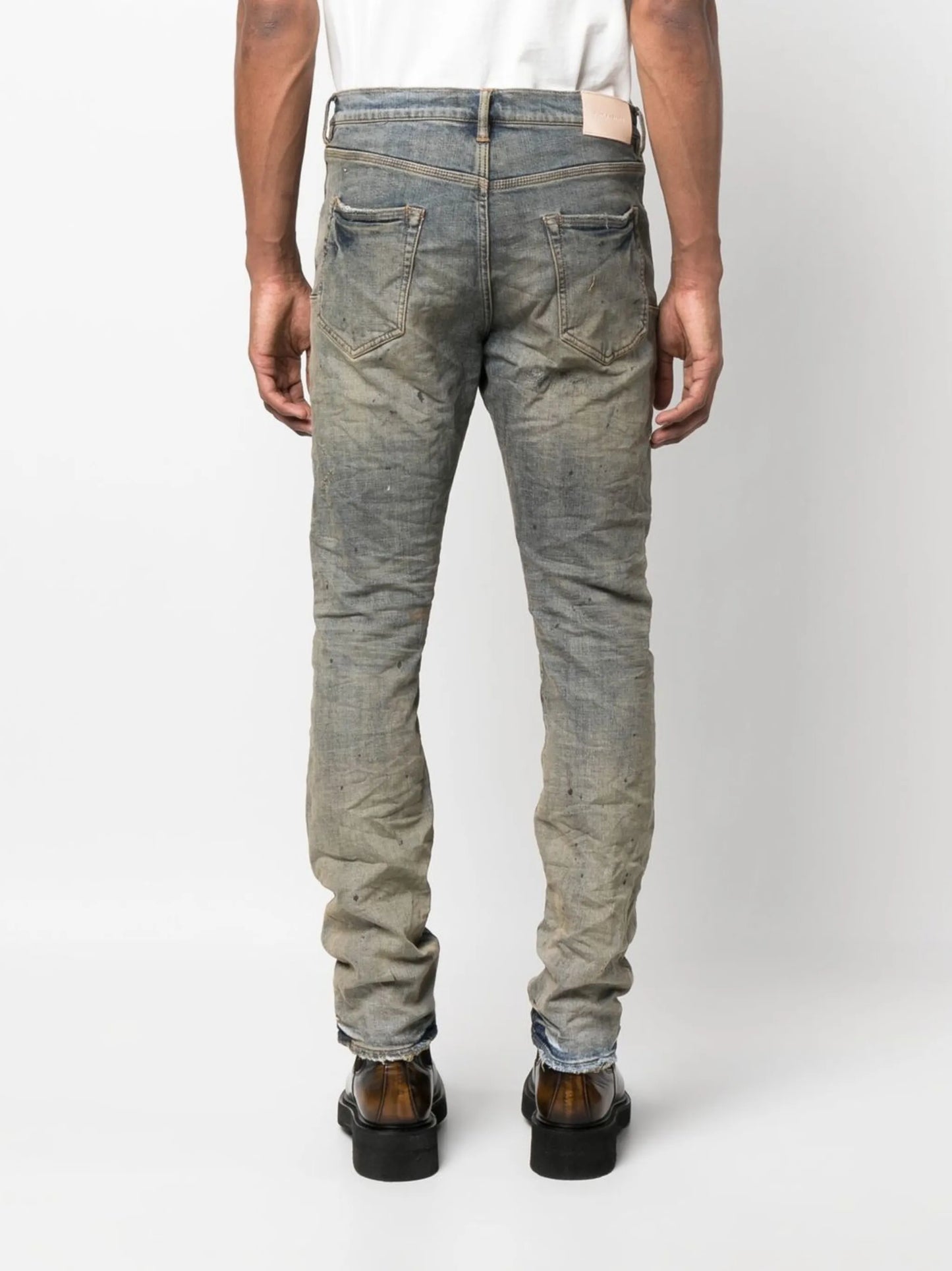 distressed slim-fit jeans