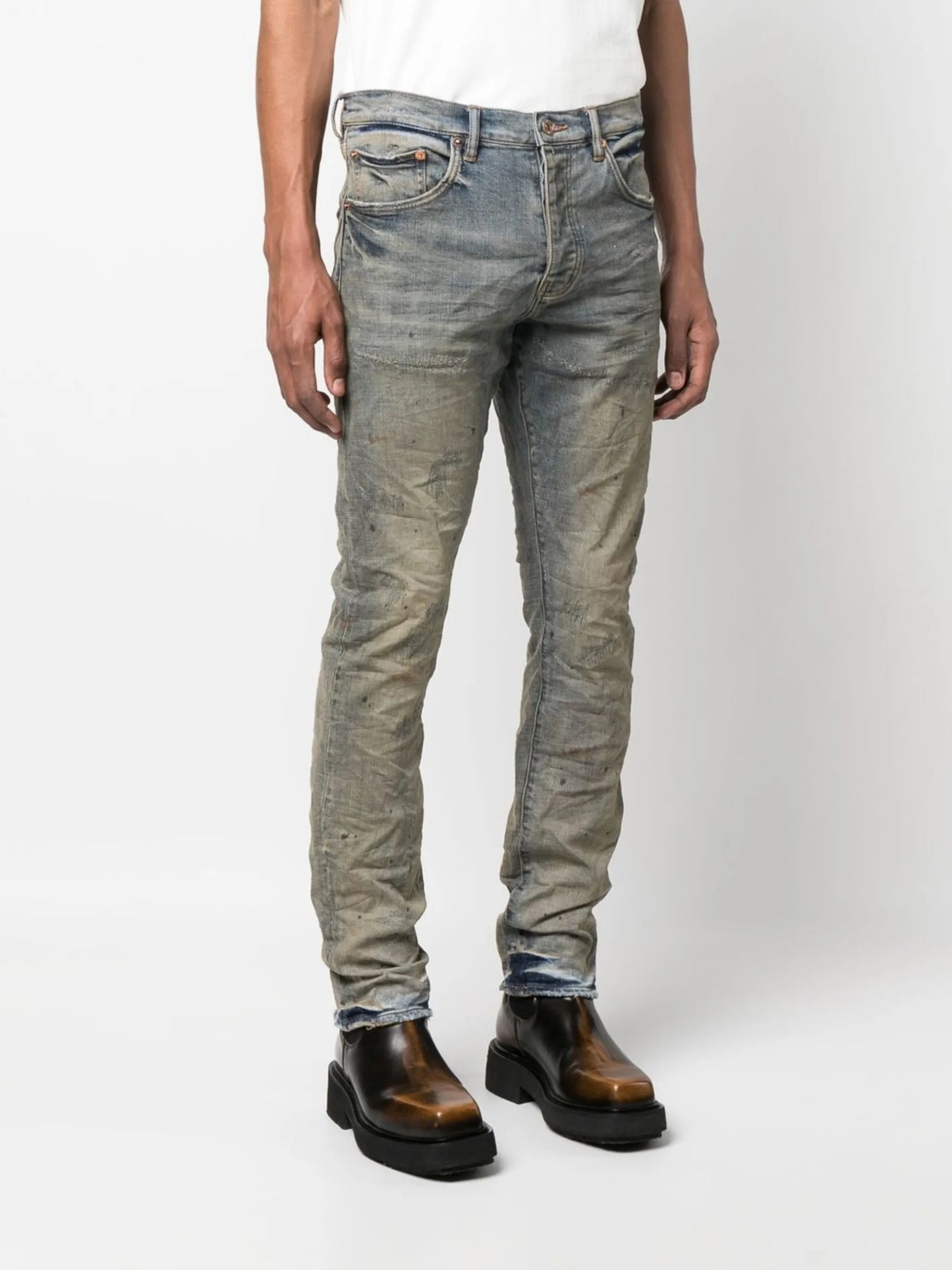distressed slim-fit jeans