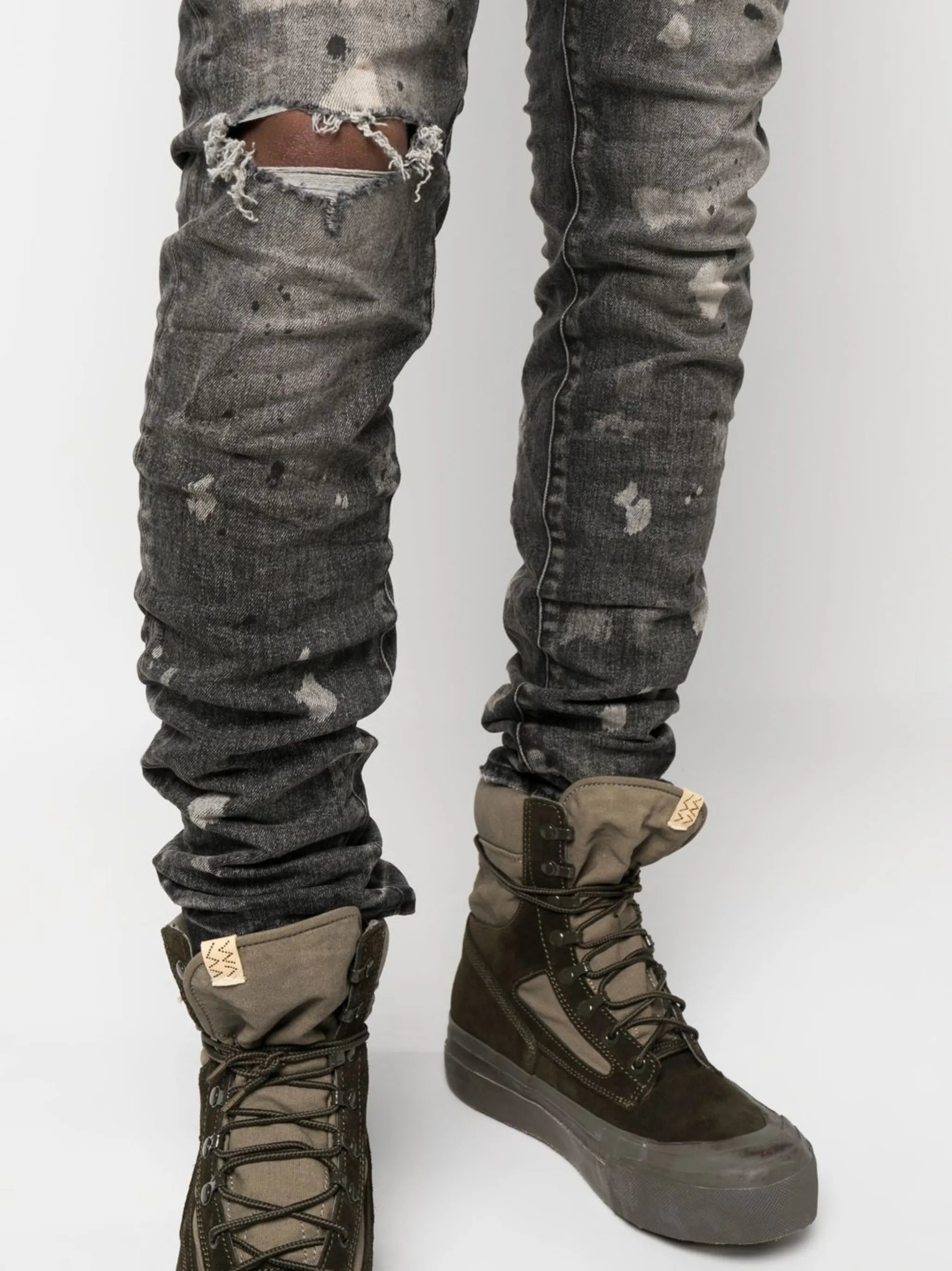 vintage distressed-finish denim jeans