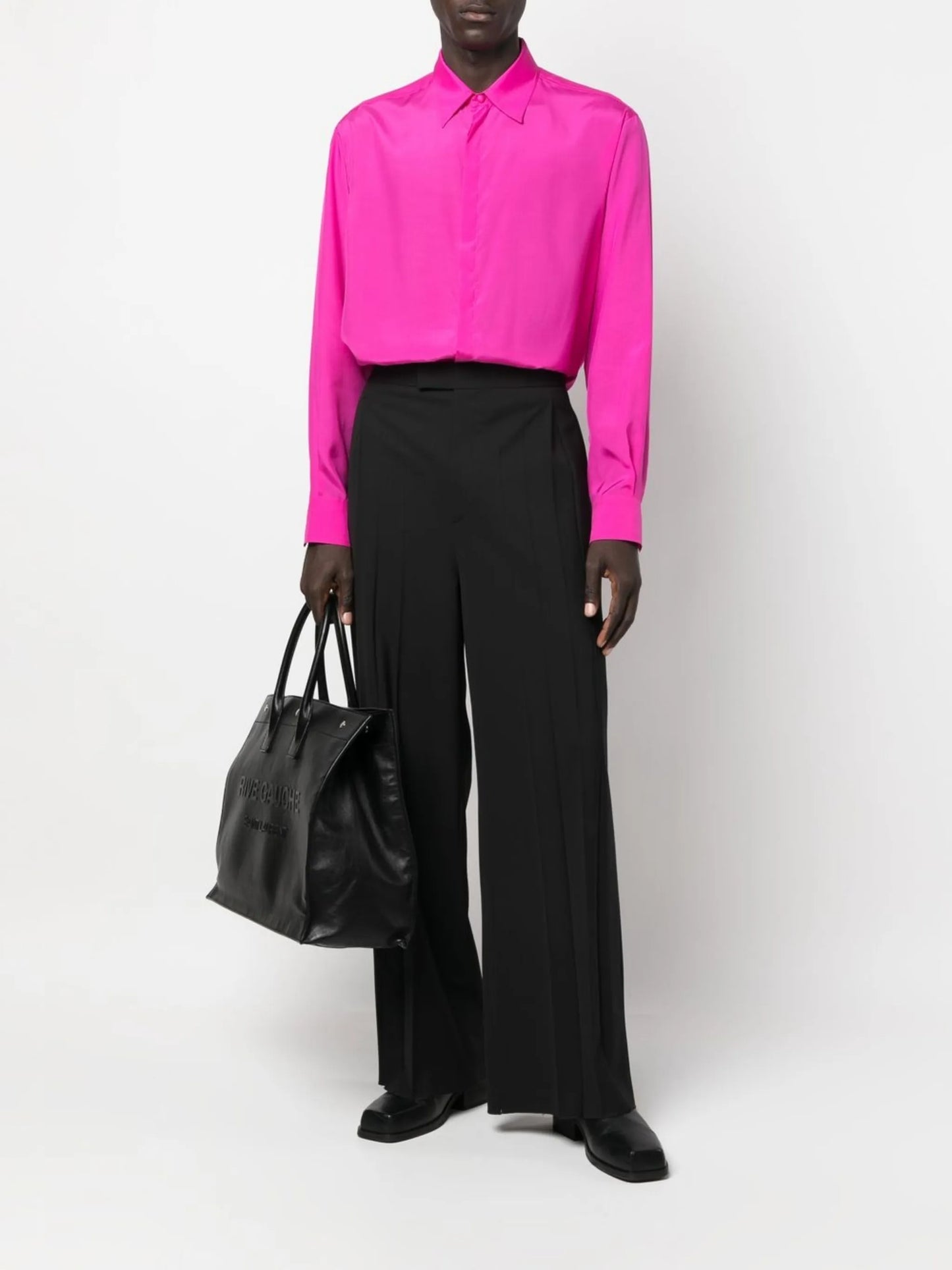 long-sleeve button-fastening shirt