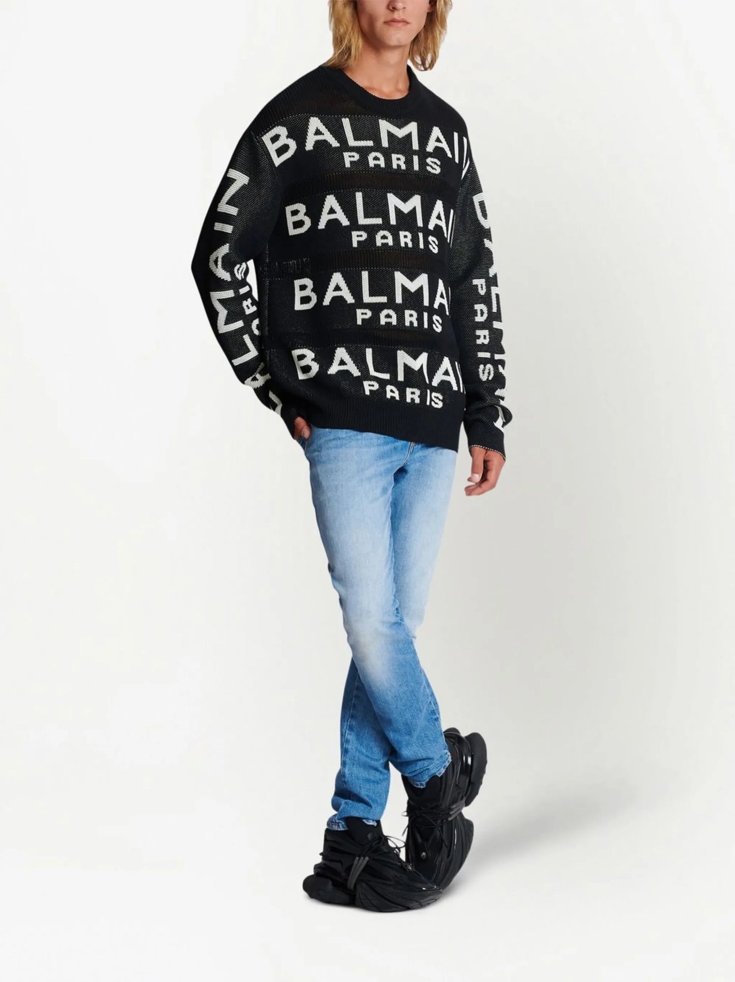 logo-intarsia knitted jumper