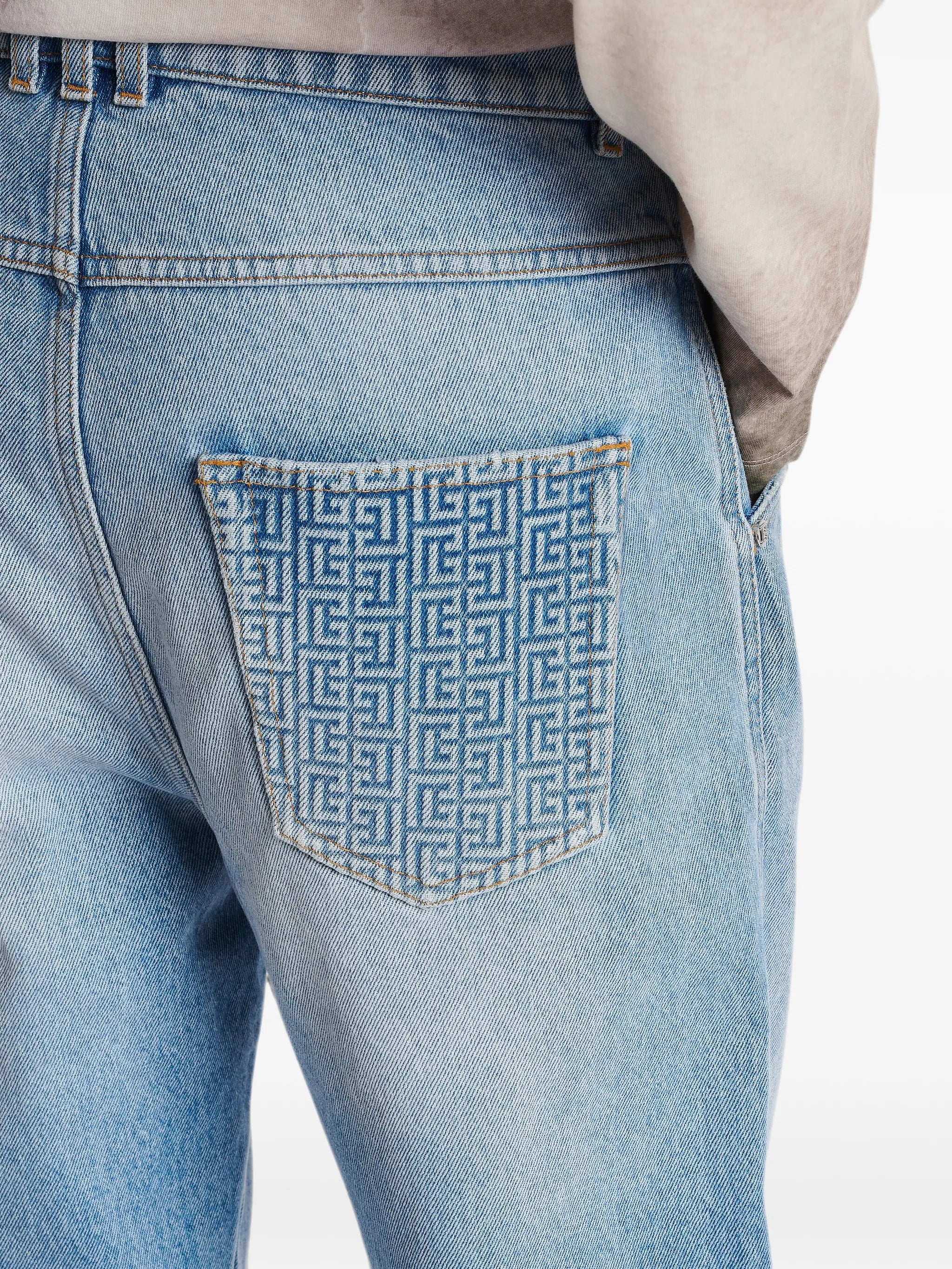 low-rise slim-fit jeans