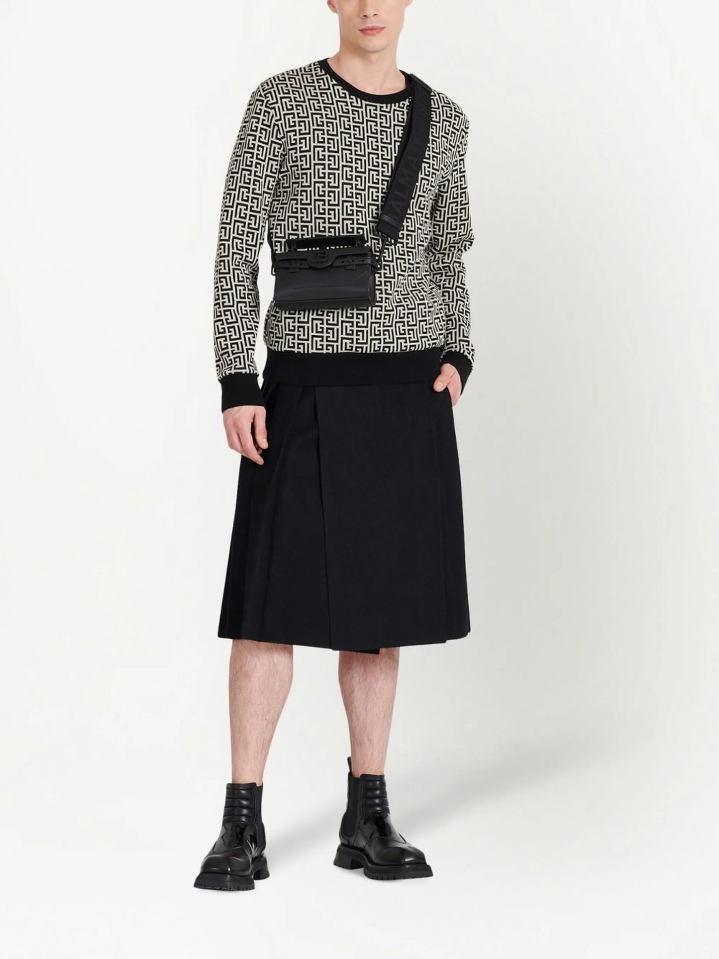monogram-pattern crew-neck jumper