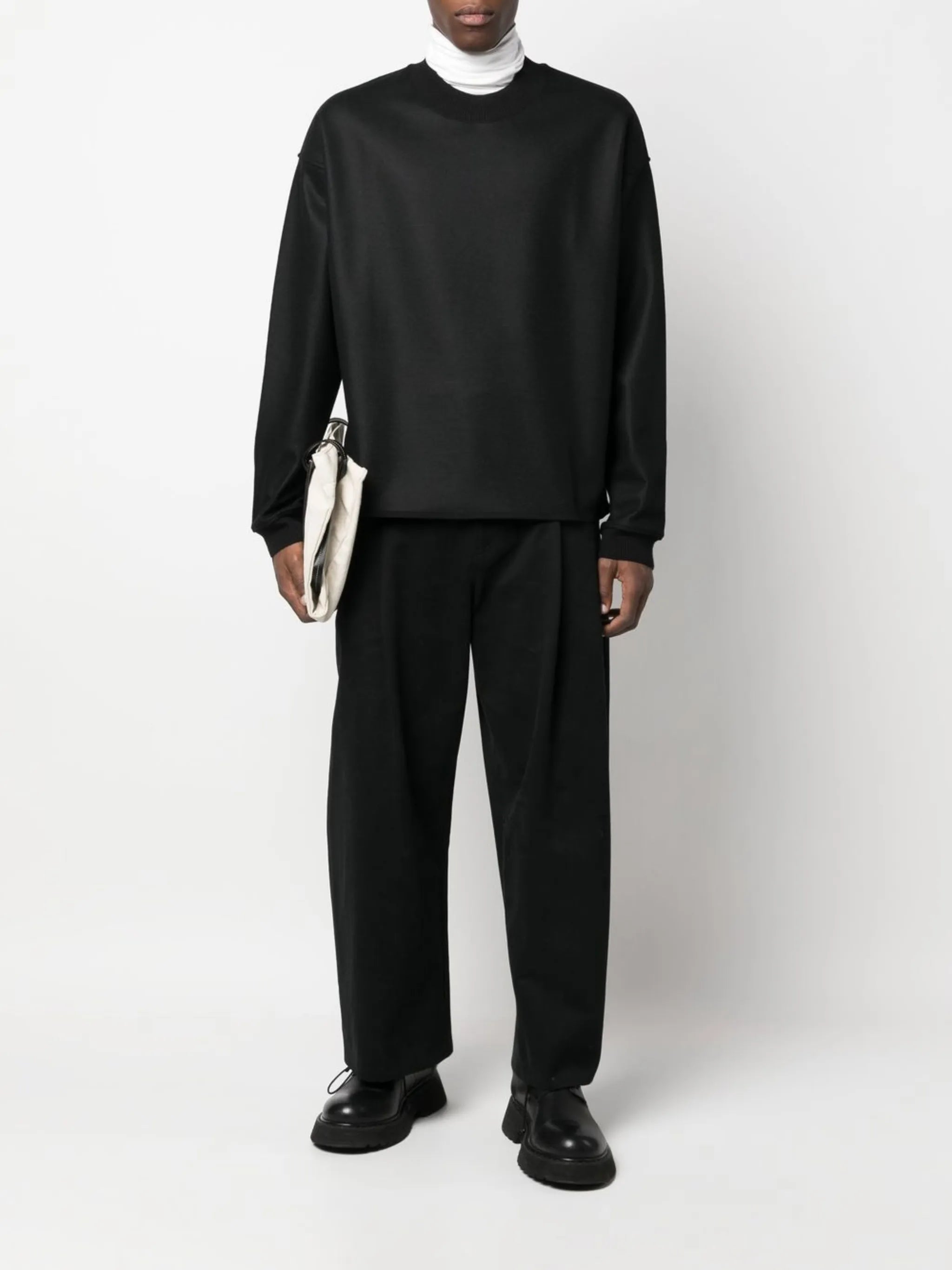 long-sleeve crew-neck sweatshirt