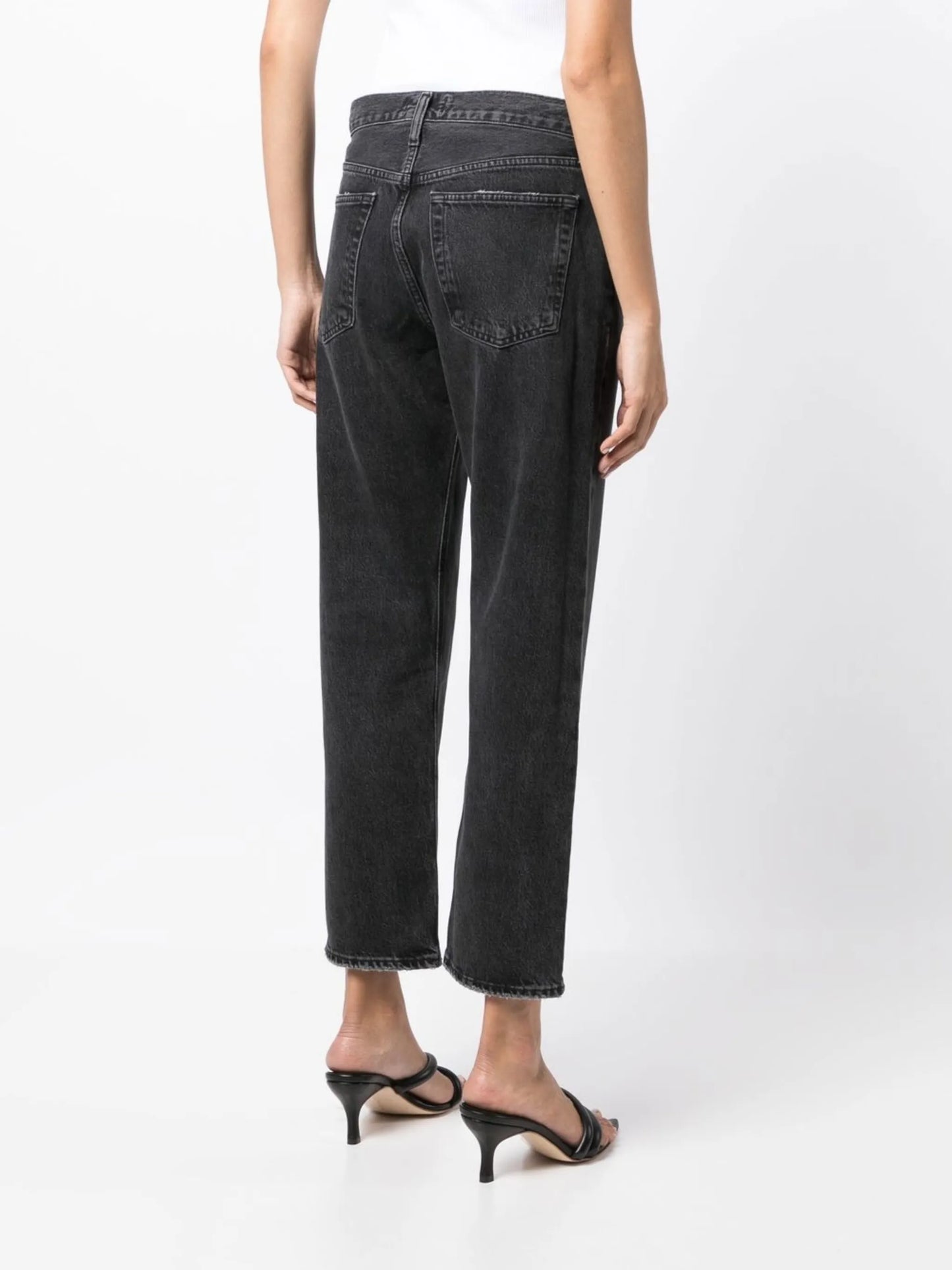 straight-leg cropped jeans