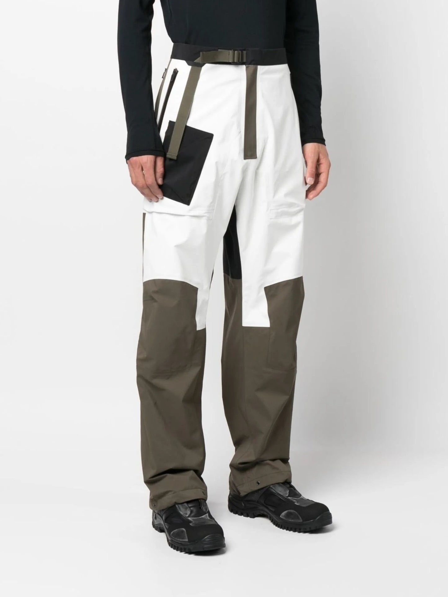 colour-block GORE-TEX® trousers