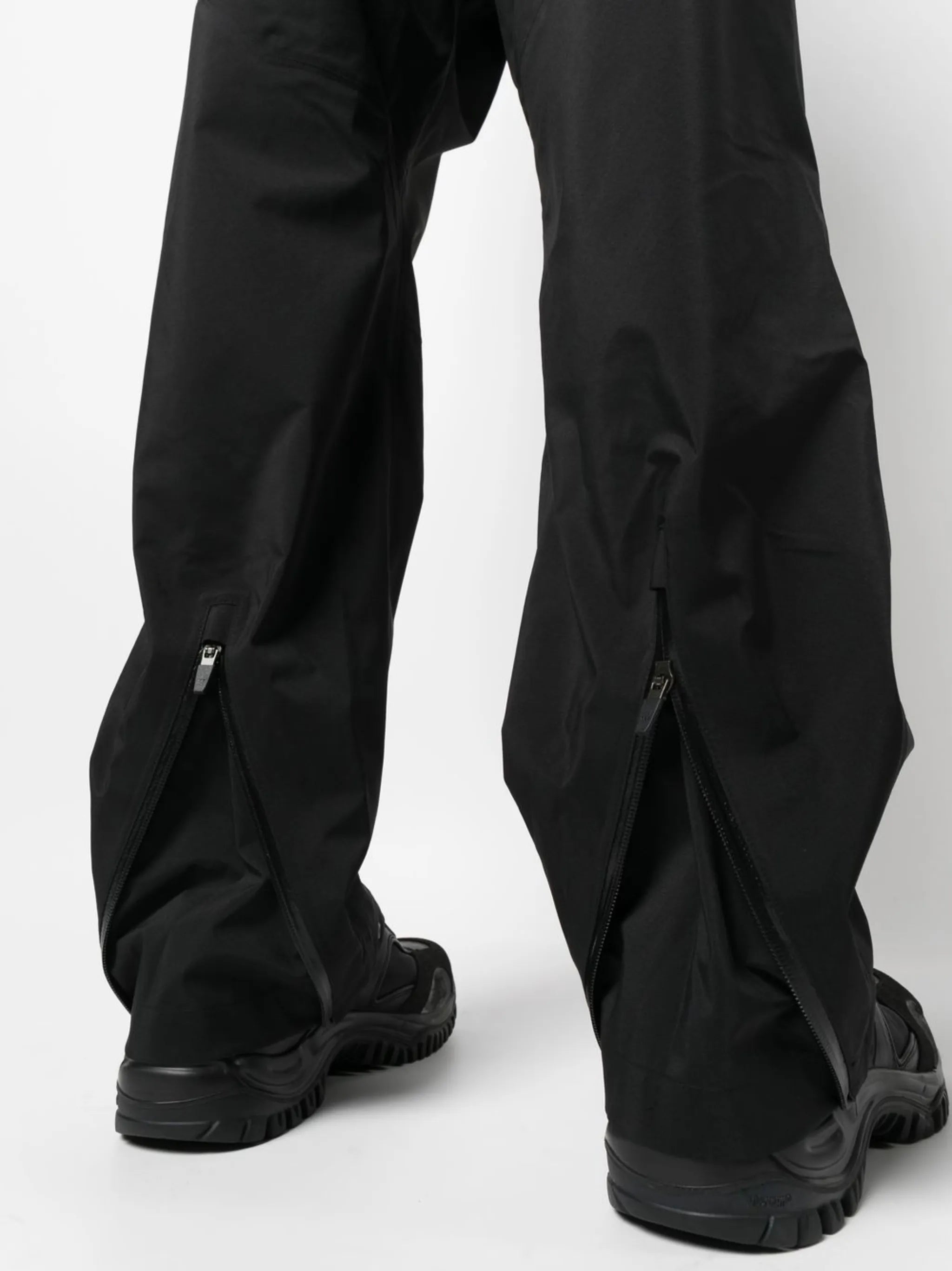 colour-block GORE-TEX® trousers