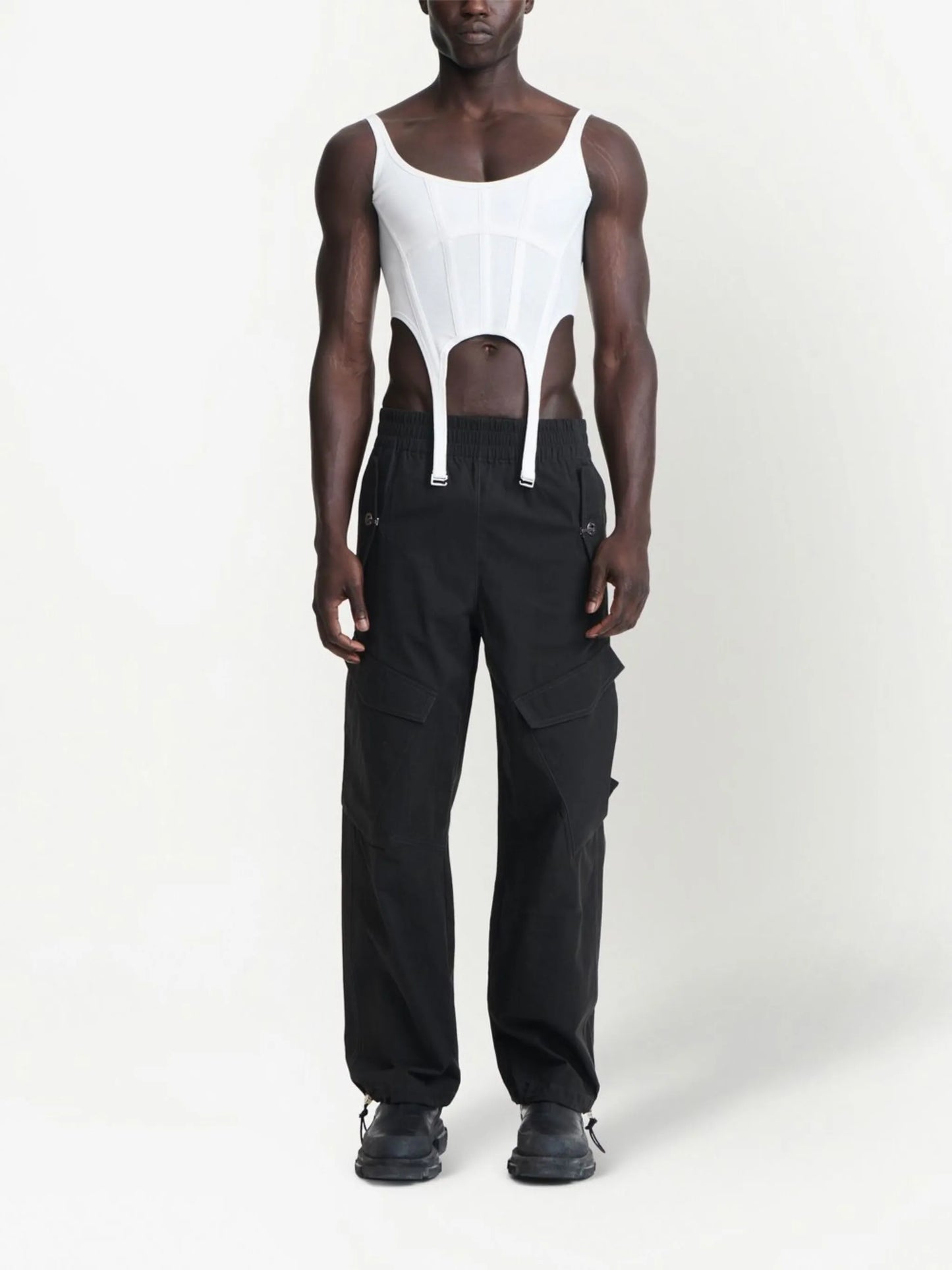 straight-leg cargo trousers
