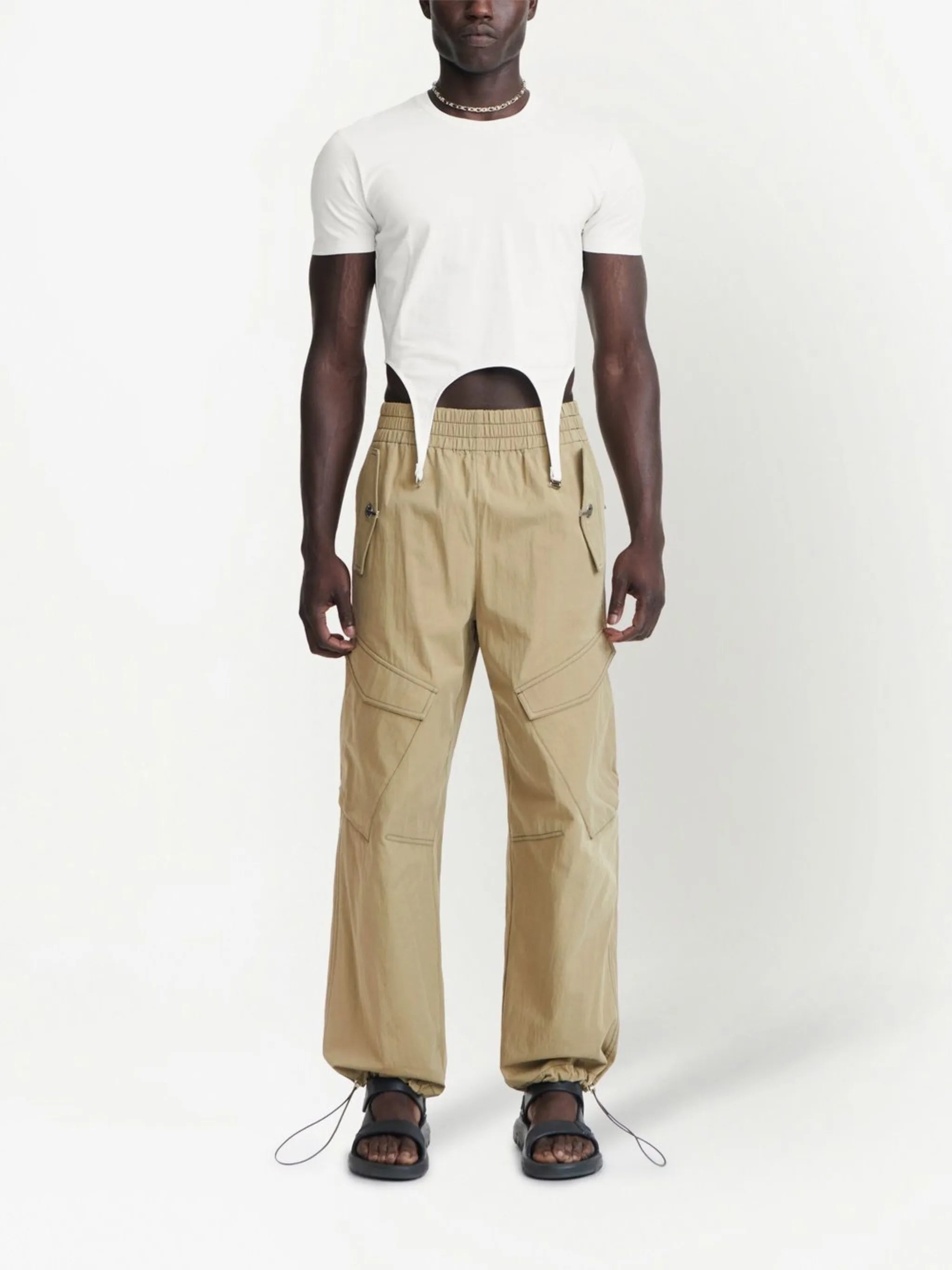 straight-leg cargo trousers