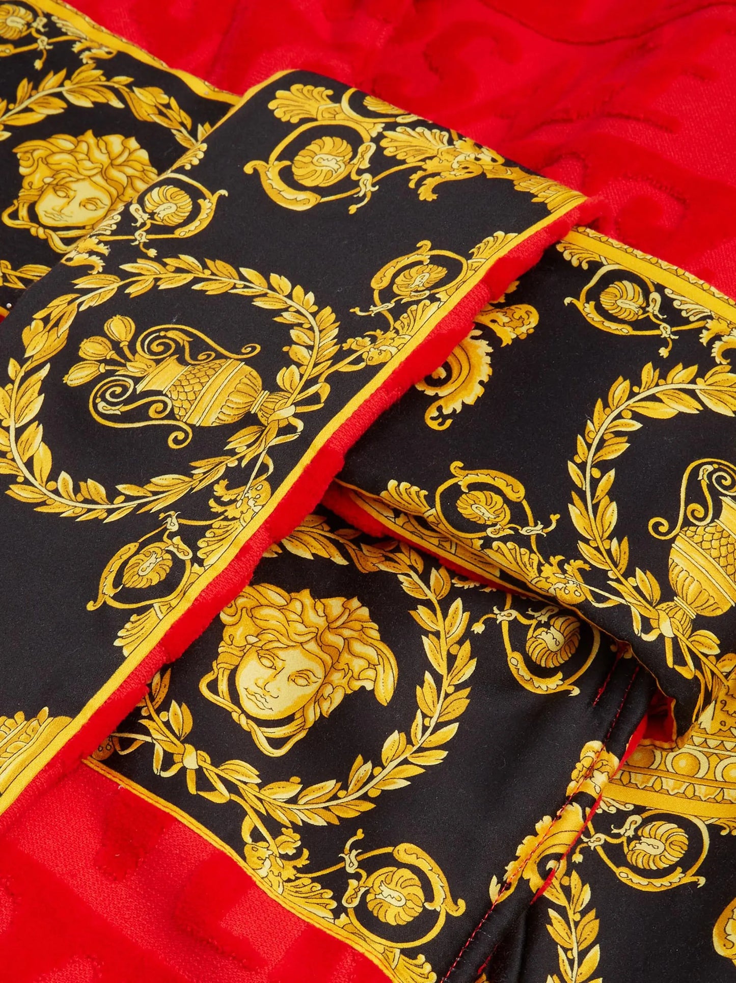 I Love Baroque bathrobe