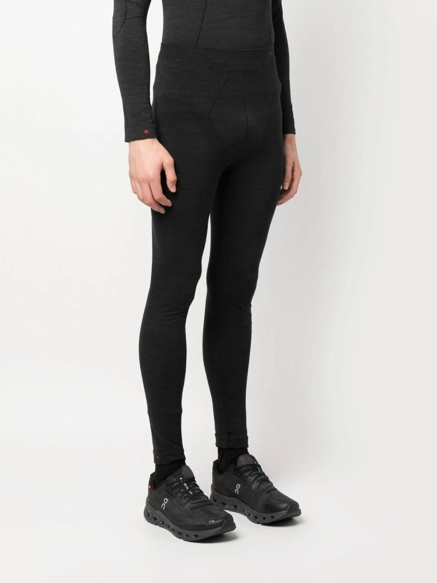 skin-tight compression tights