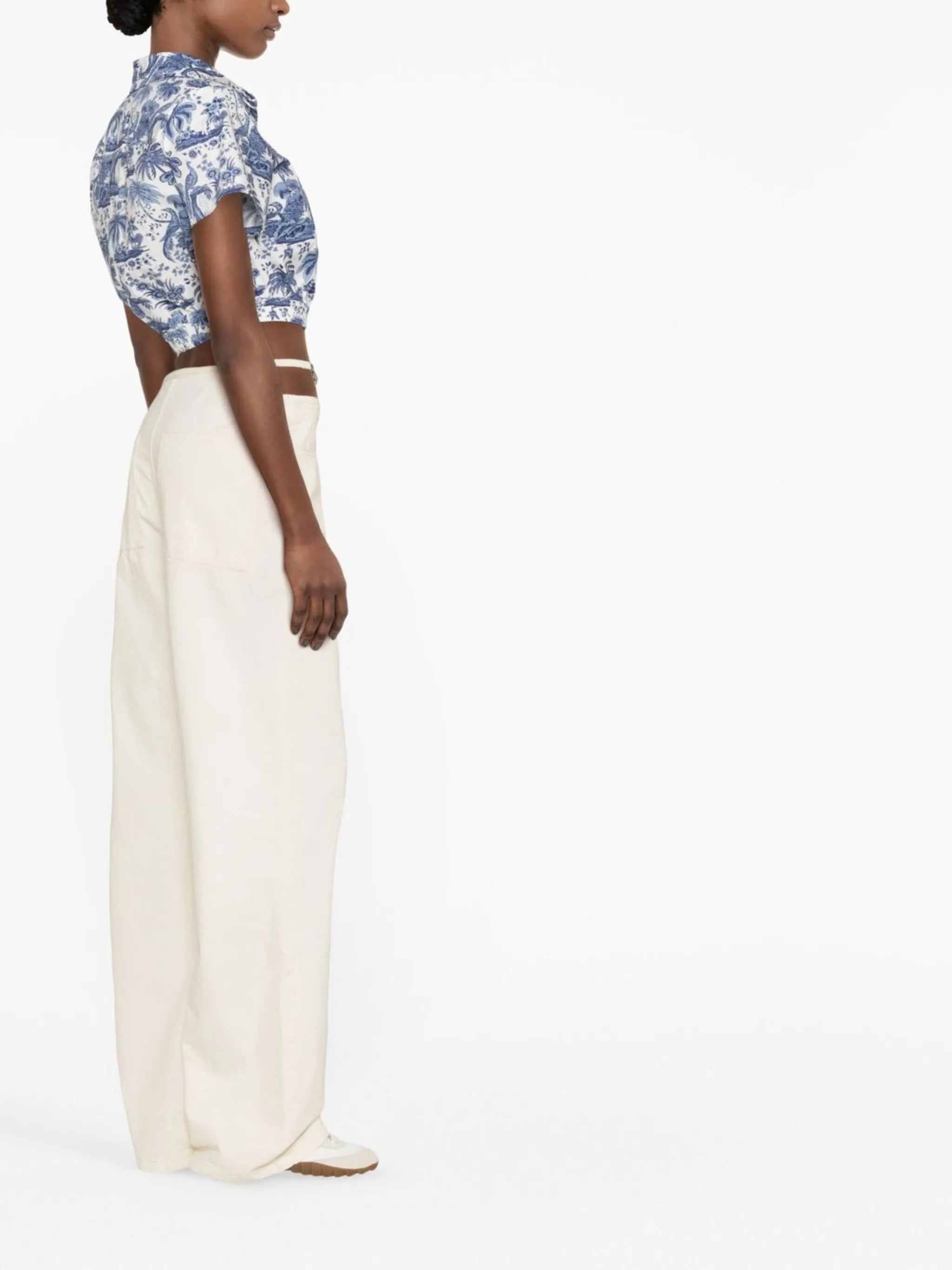 cut-out low-rise jeans