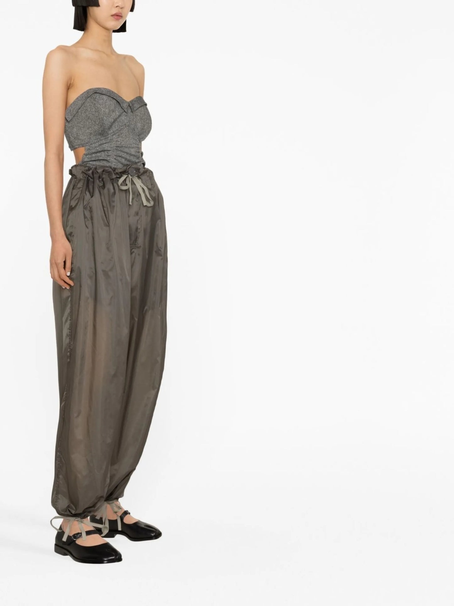 drawstring-waist wide-leg trousers