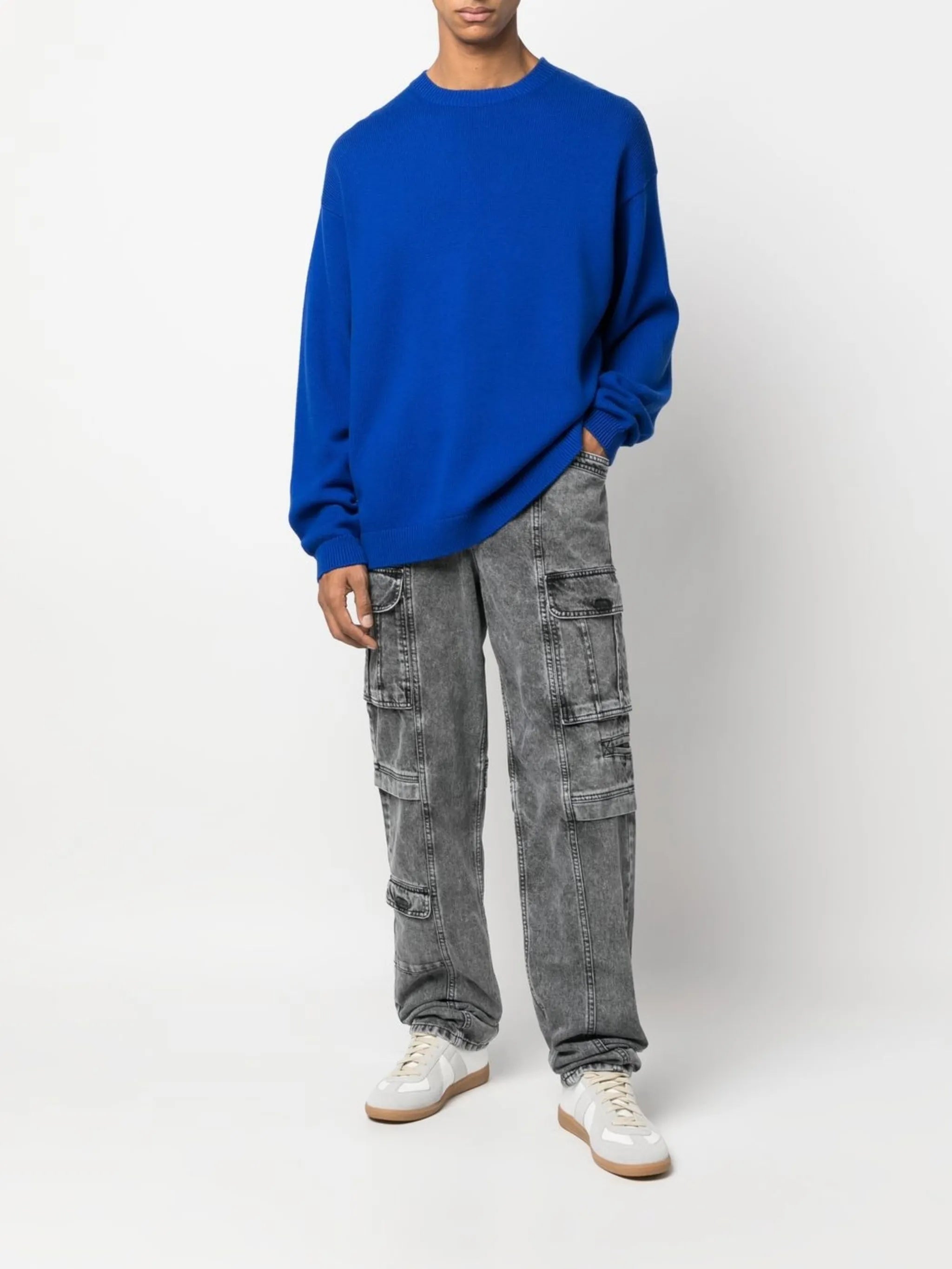 mid-rise straight-leg jeans