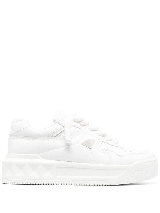 stud low-top sneakers