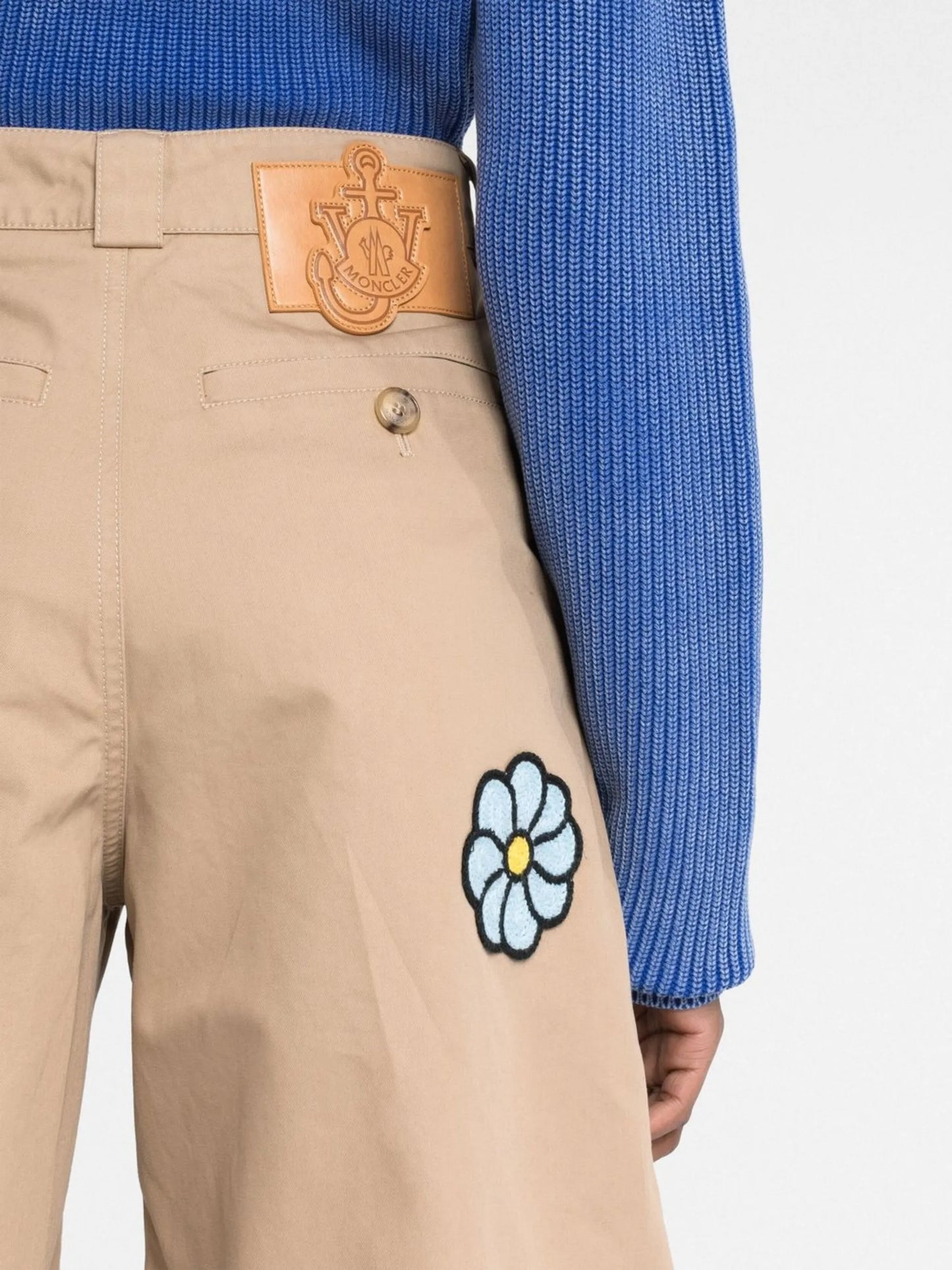 macramé flower-embroidery bermuda shorts