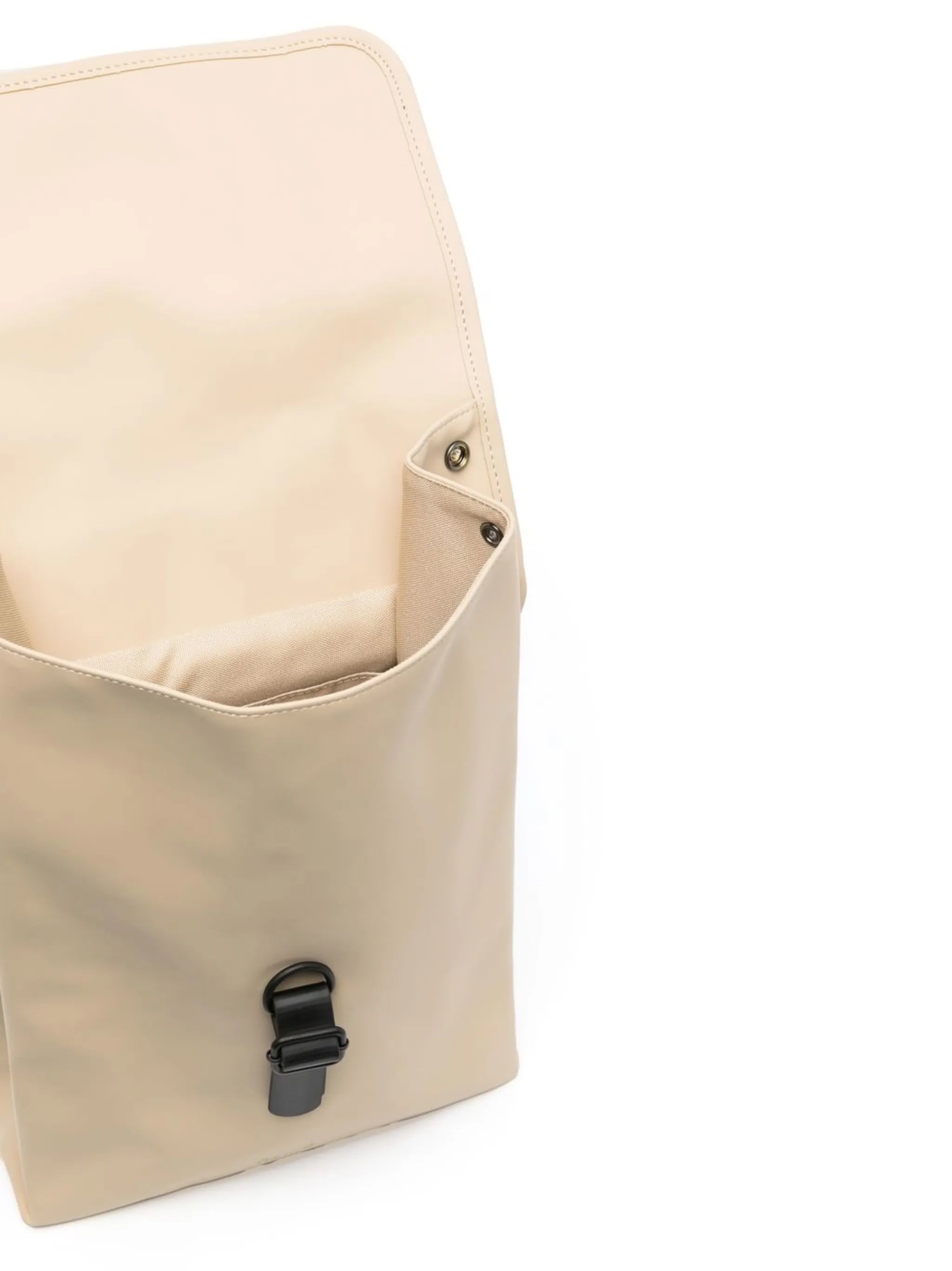 buckle-fastened flat backpack