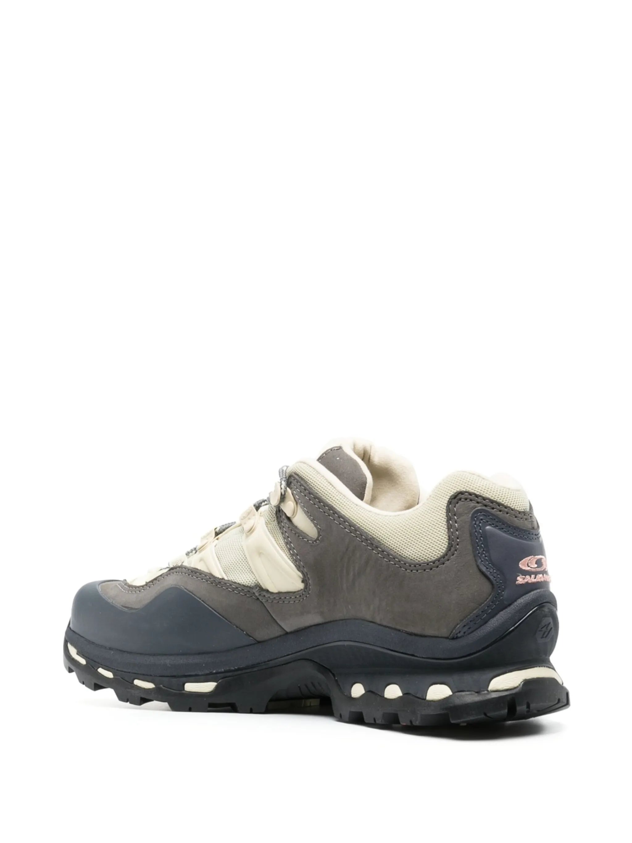 XT-Quest 2 low-top sneakers