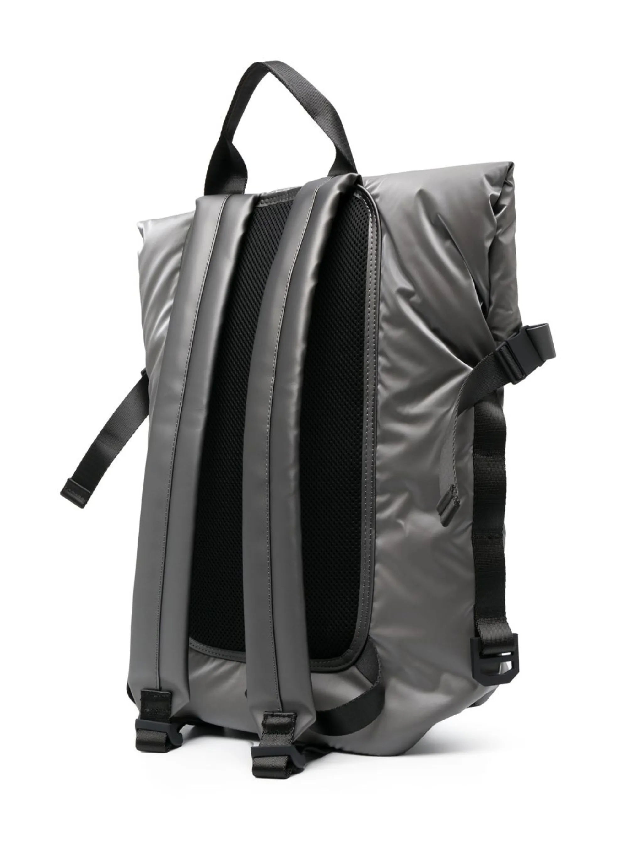 padded buckle-fastening backpack