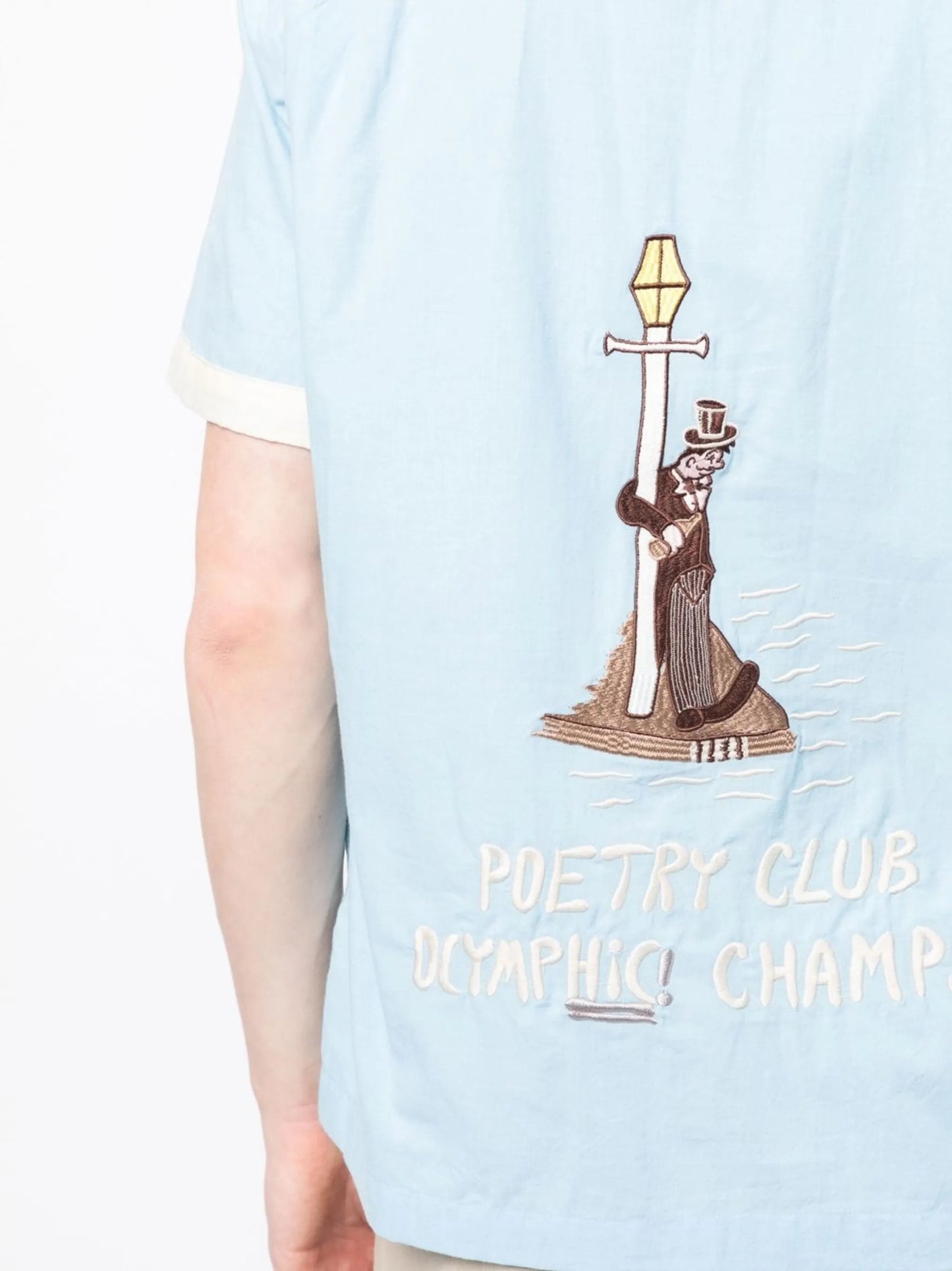 embroidered short-sleeved shirt