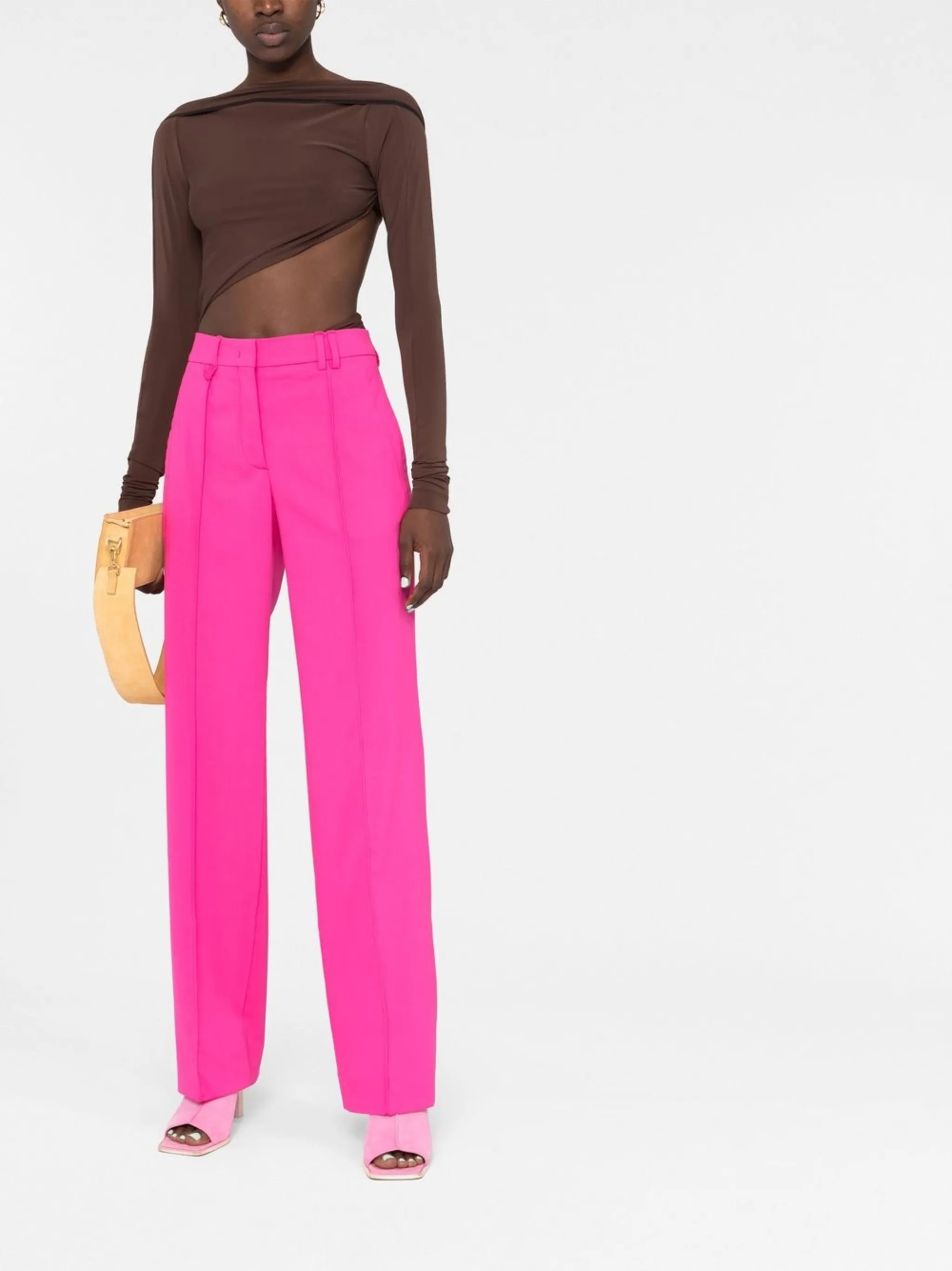 straight-leg tailored trousers