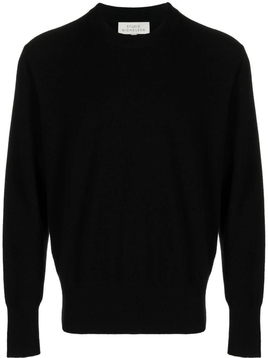 crew-neck long-sleeve jumper