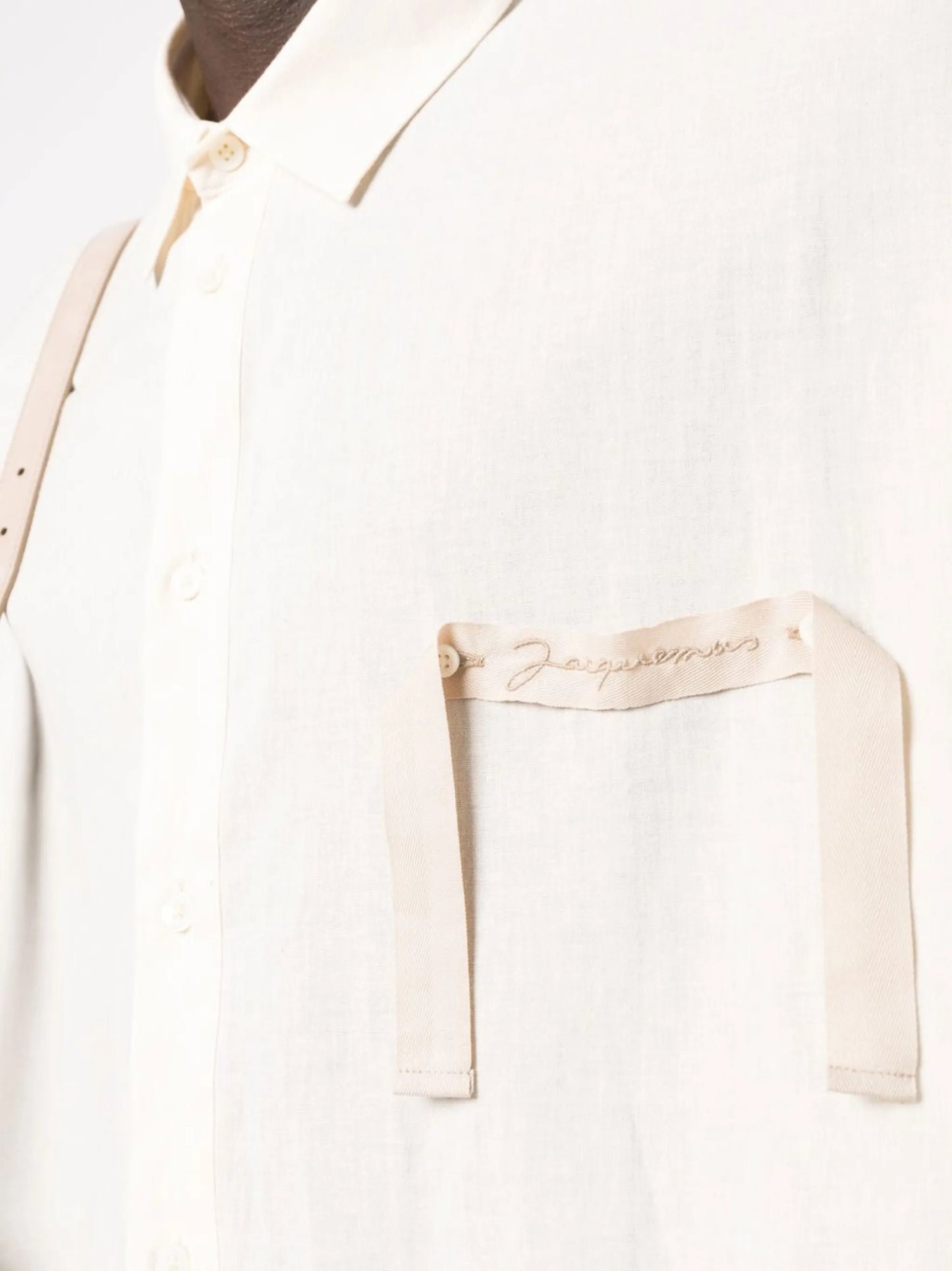 embroidered-logo short-sleeve shirt