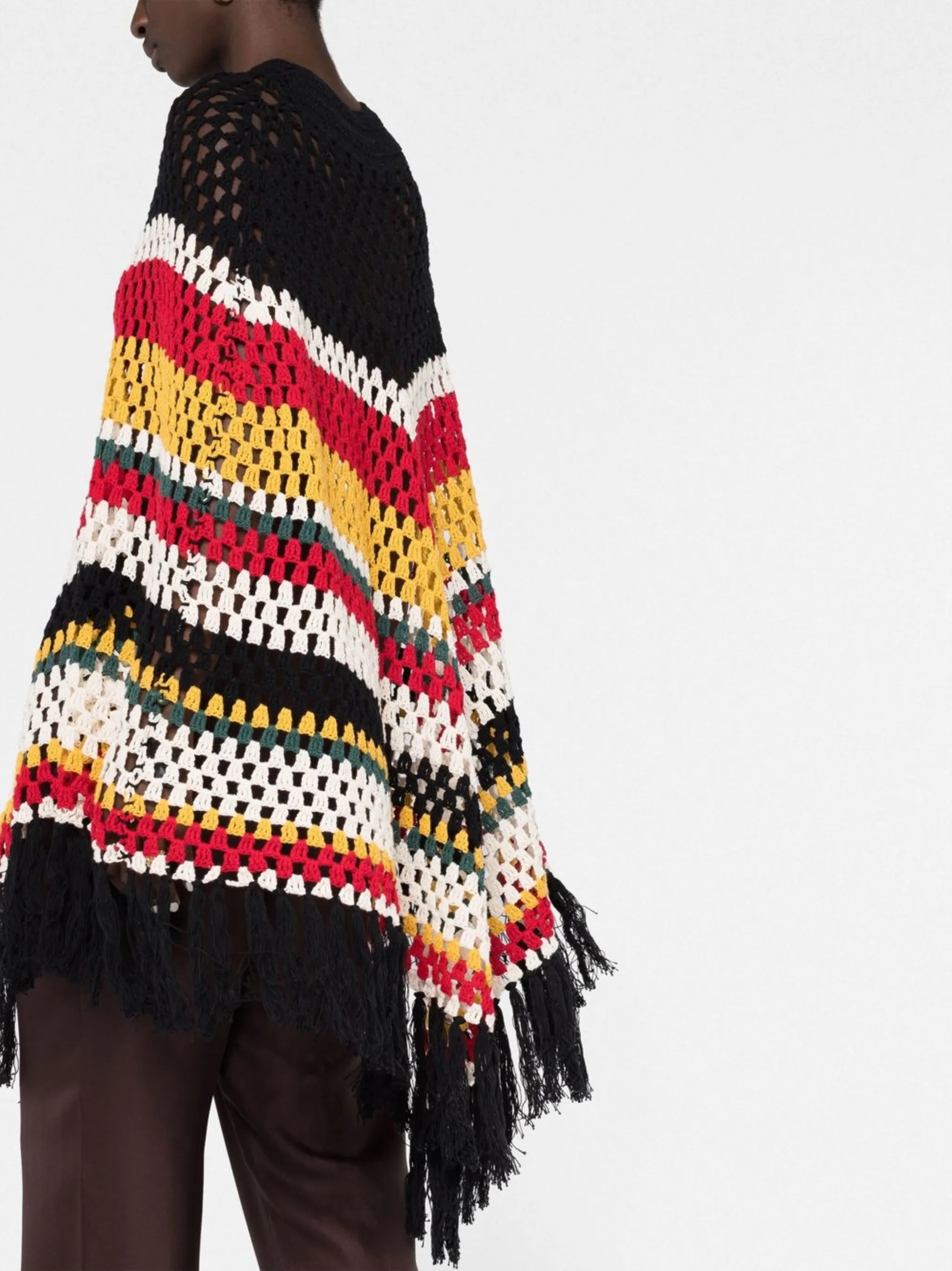 crochet-knit fringed-edge cape