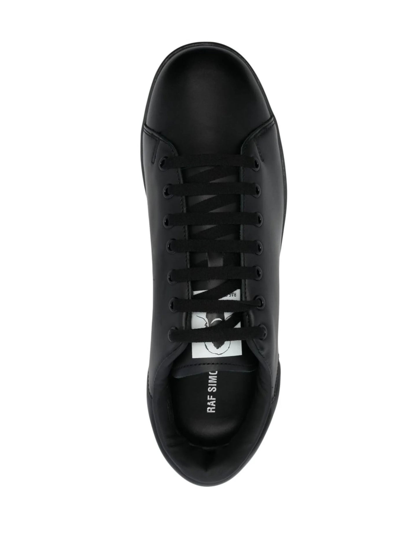 round-toe low-top sneakers