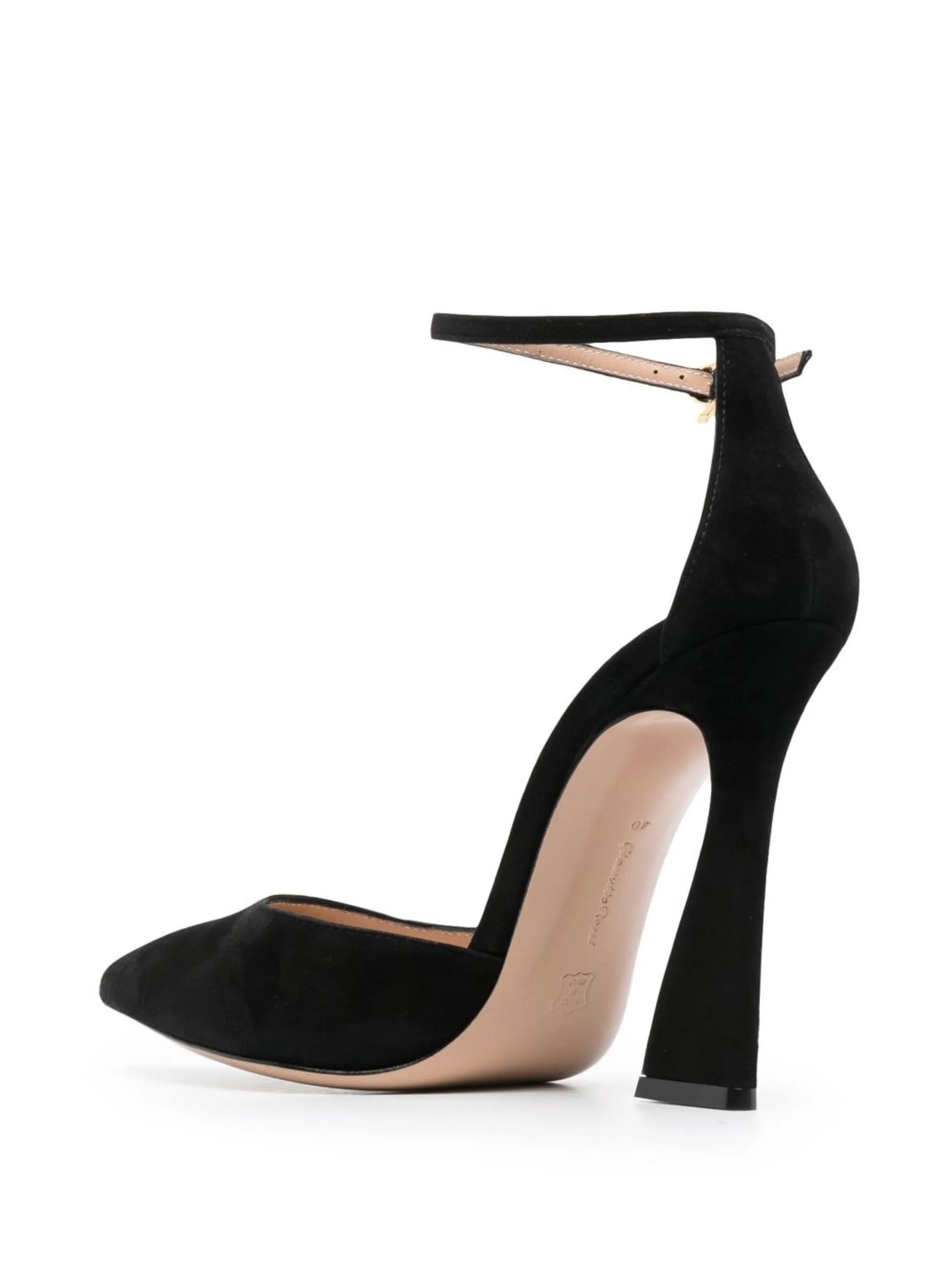 105mm pointed-toe pumps