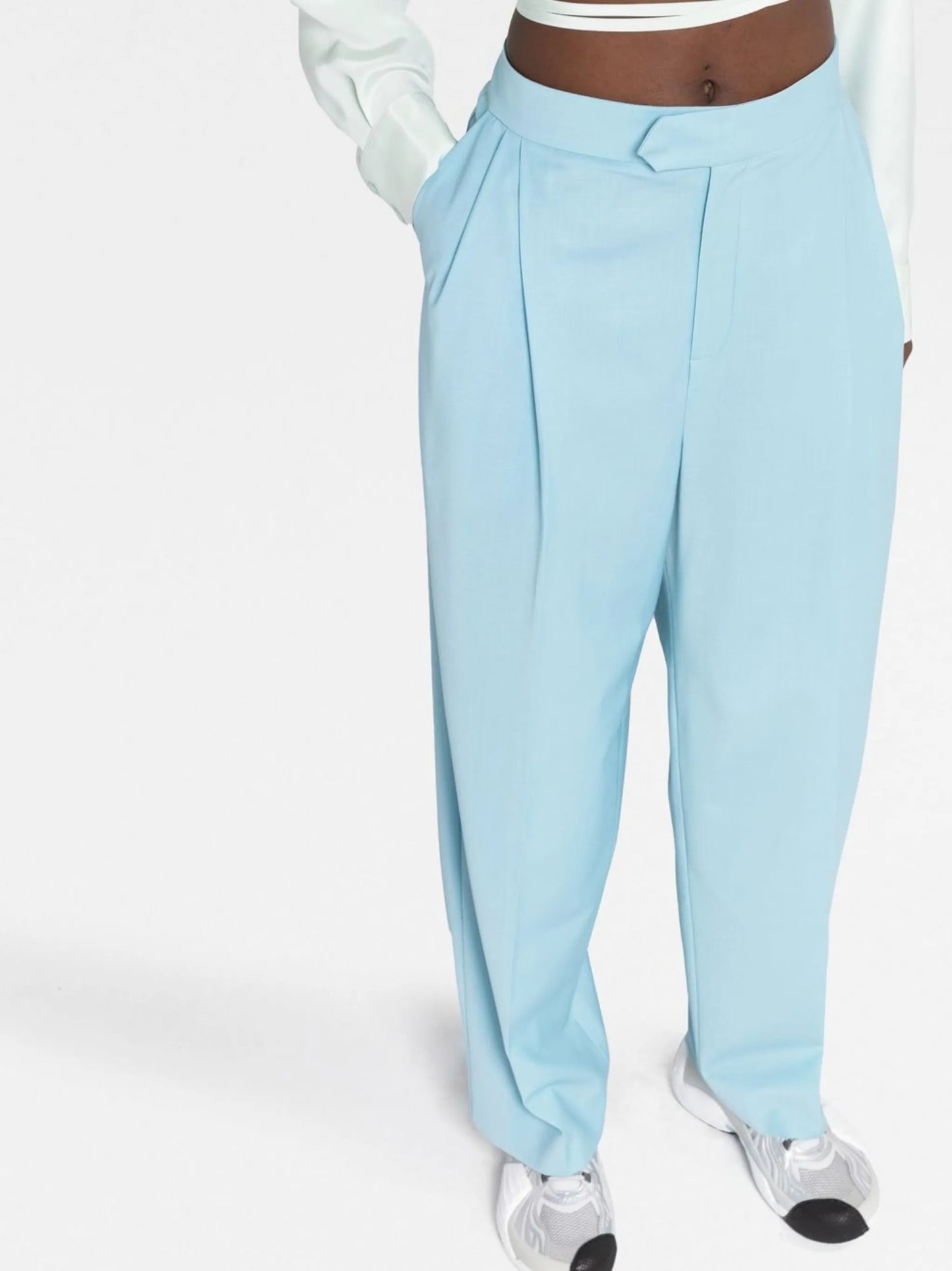 tailored straight-leg trousers