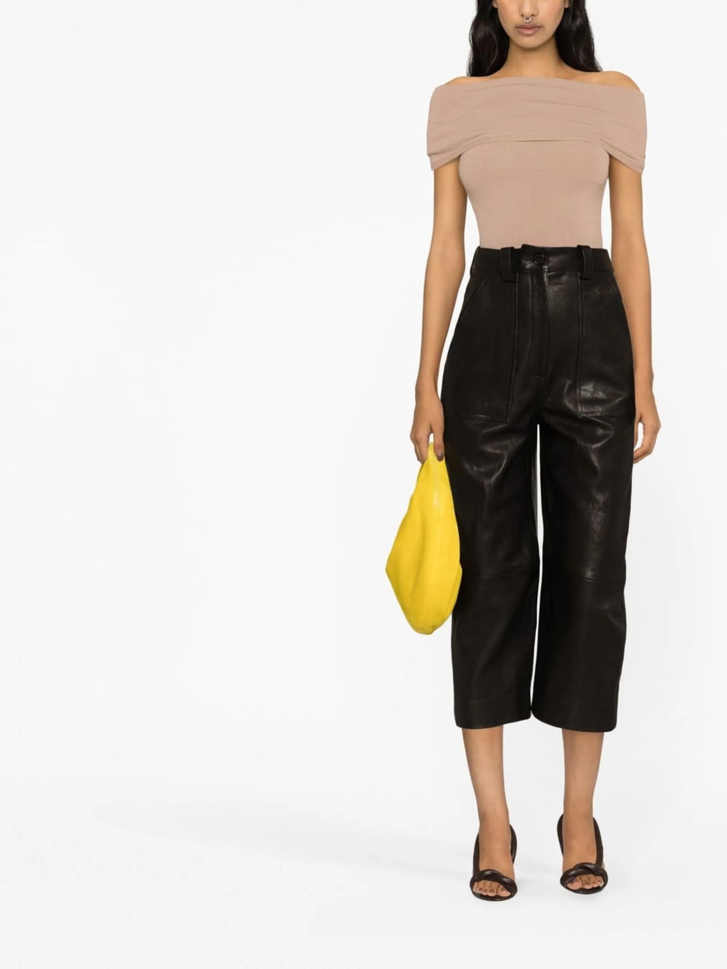 high-waisted cropped trousers