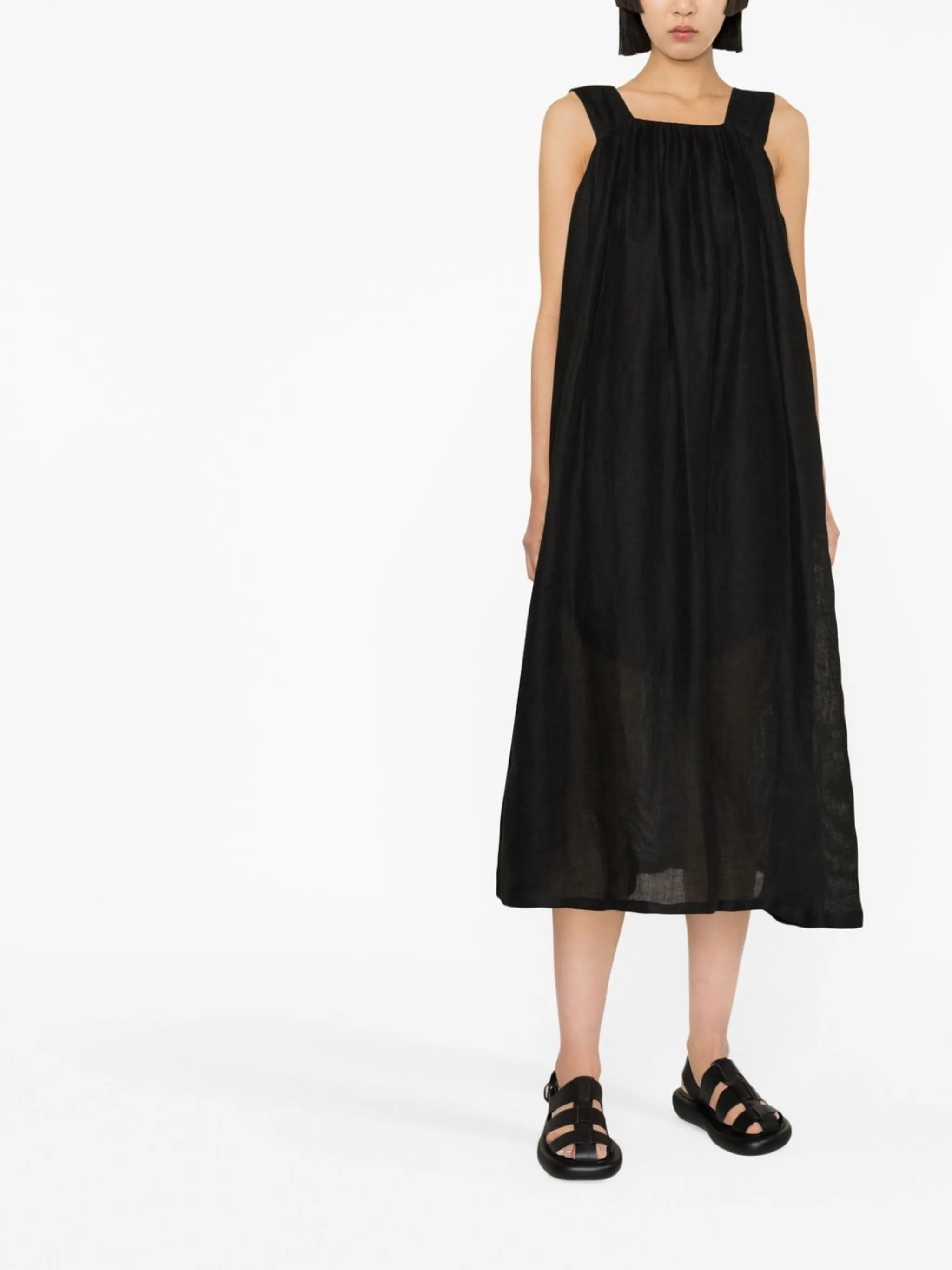 sleeveless midi dress