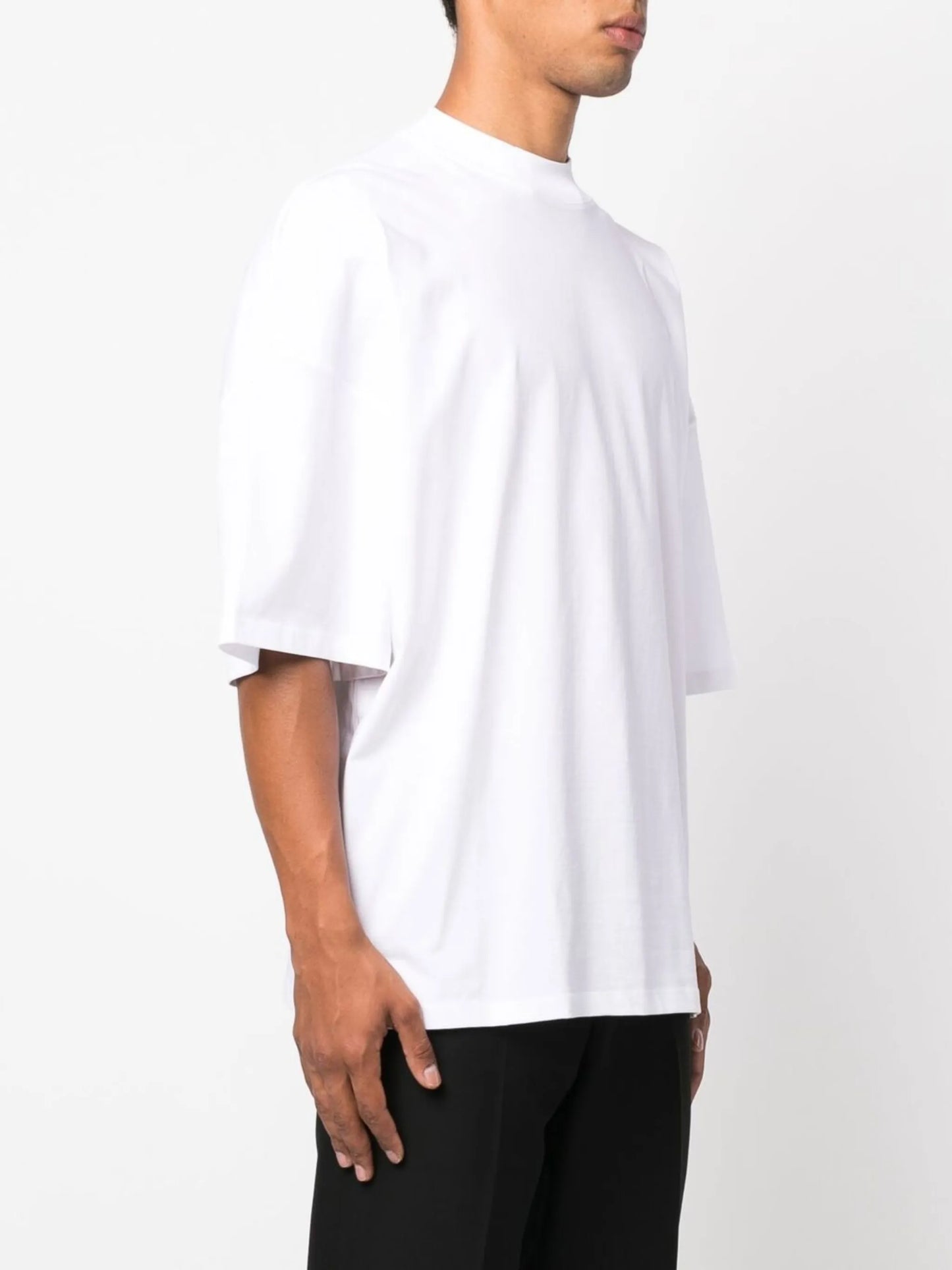 short-sleeved cotton T-shirt